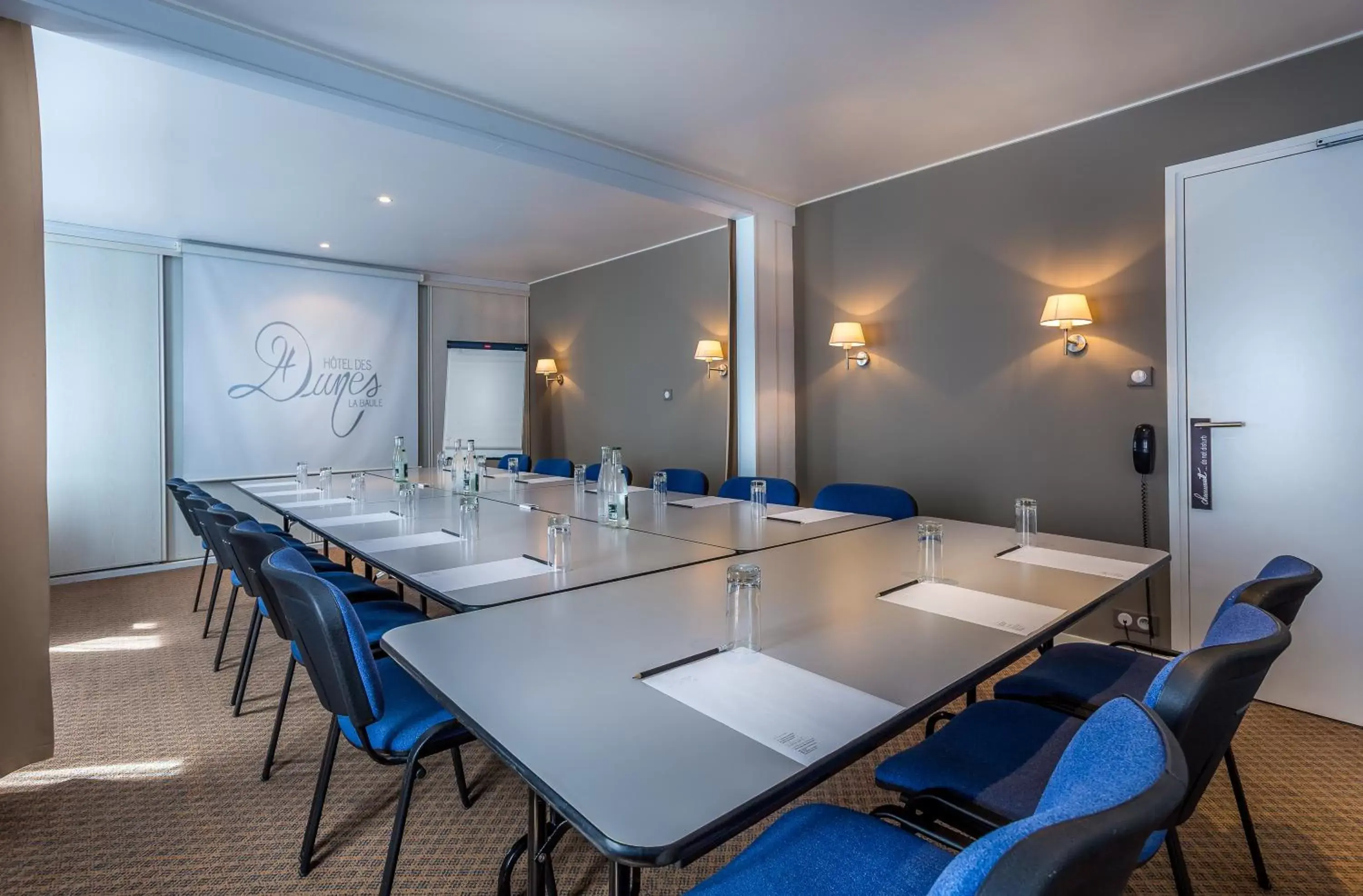 Business facilities in Hotel Des Dunes