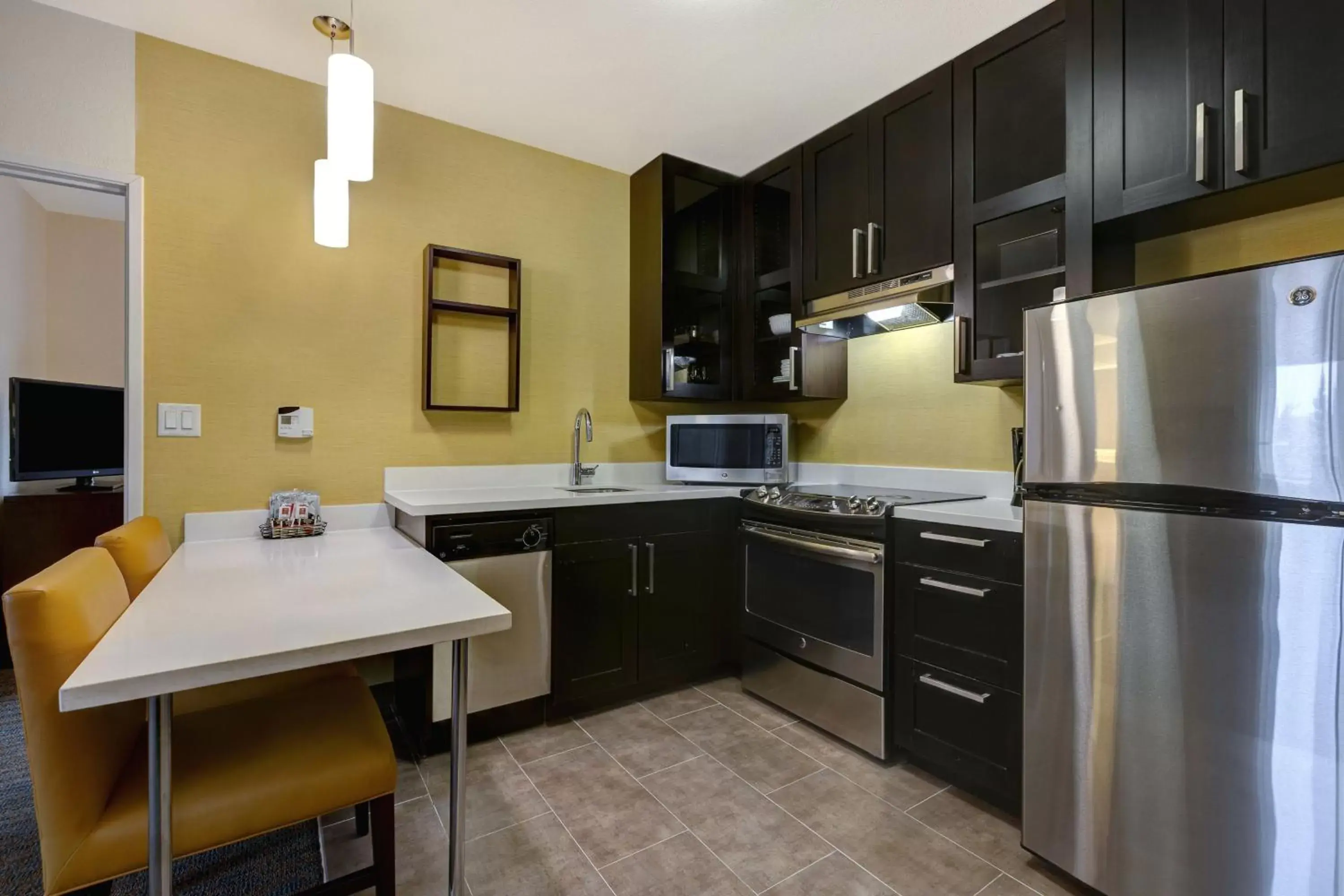 Kitchen or kitchenette, Kitchen/Kitchenette in Residence Inn by Marriott Pullman