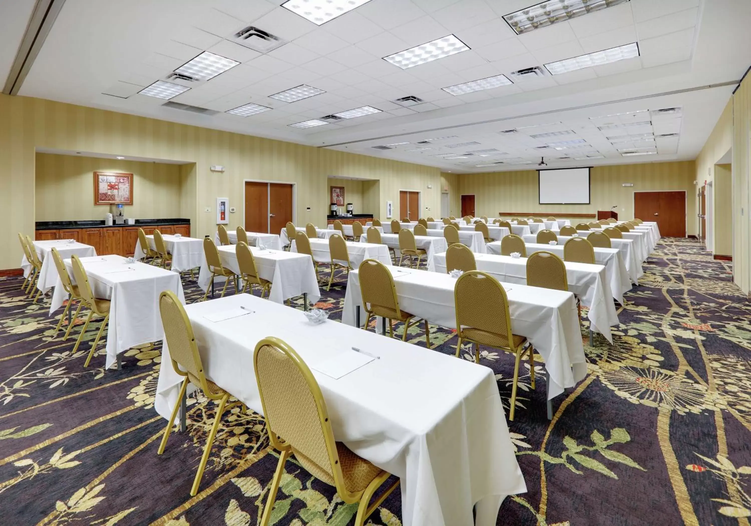 Meeting/conference room in Hampton Inn & Suites Southern Pines-Pinehurst