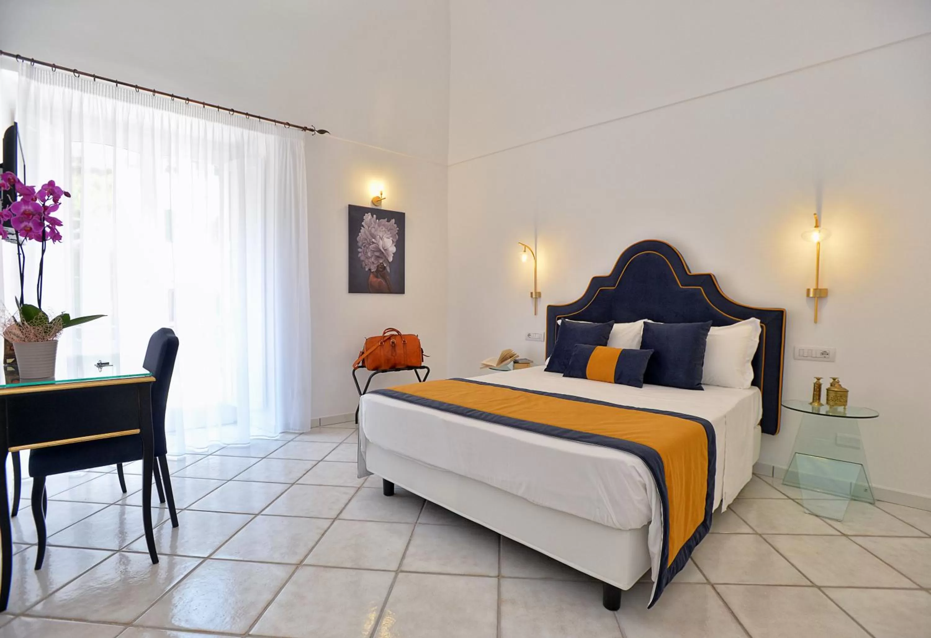 Shower, Bed in Amalfi Resort