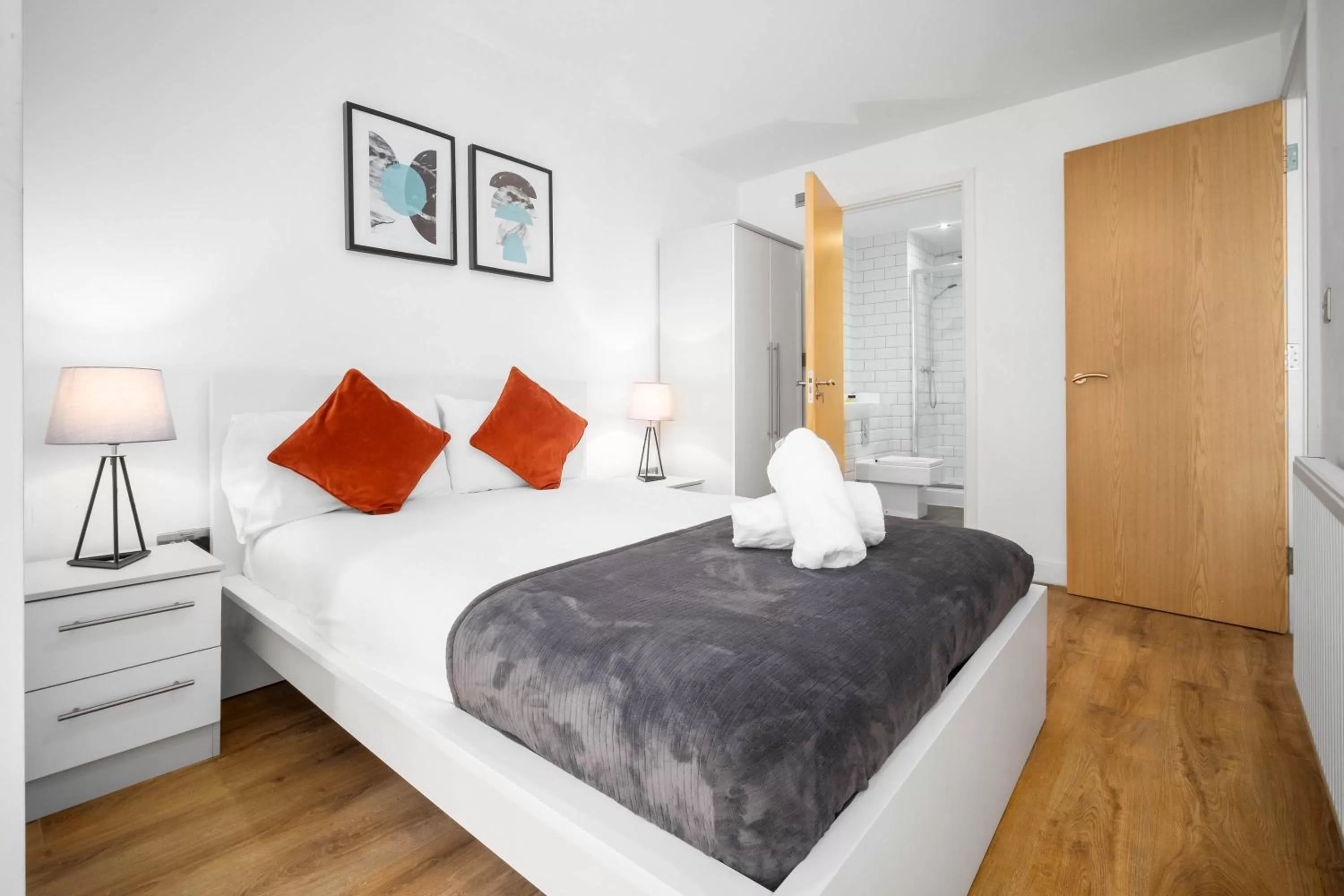 Bed in Onyx O2 Arena Brindley Place Broad Street Large Spacious Apartment