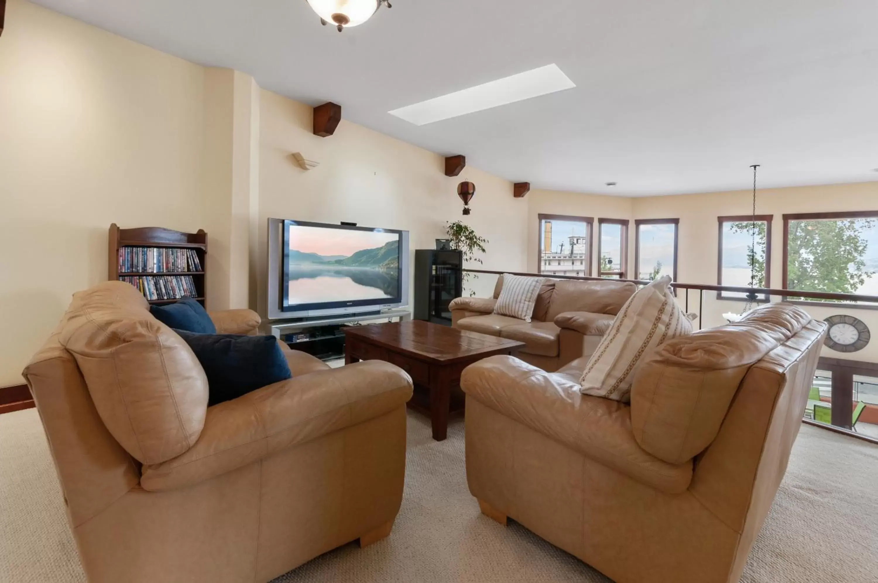 Seating Area in Casa Grande Inn & Suites