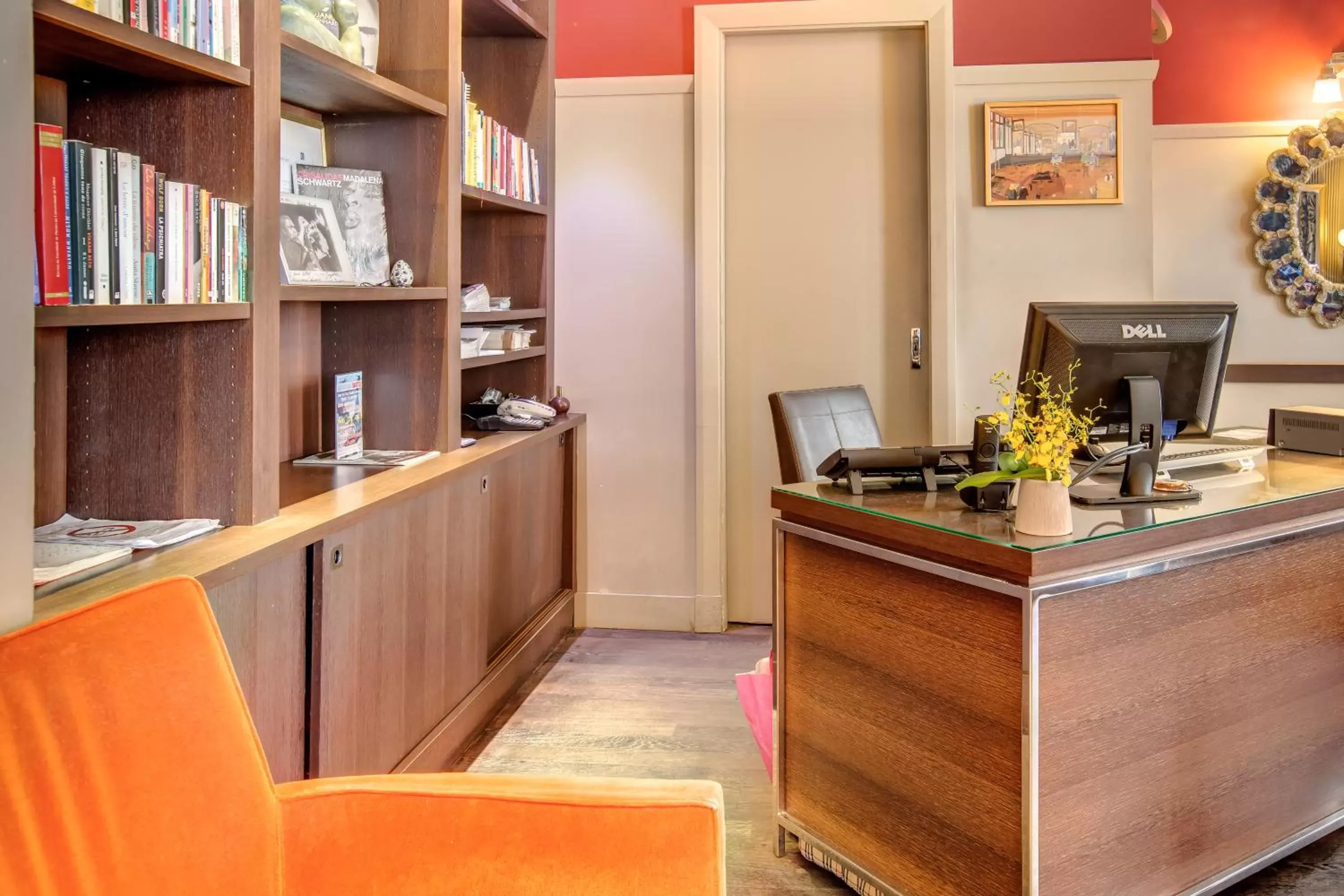 Lobby or reception in Crystal Hotel Lobby or reception in Crystal Hotel