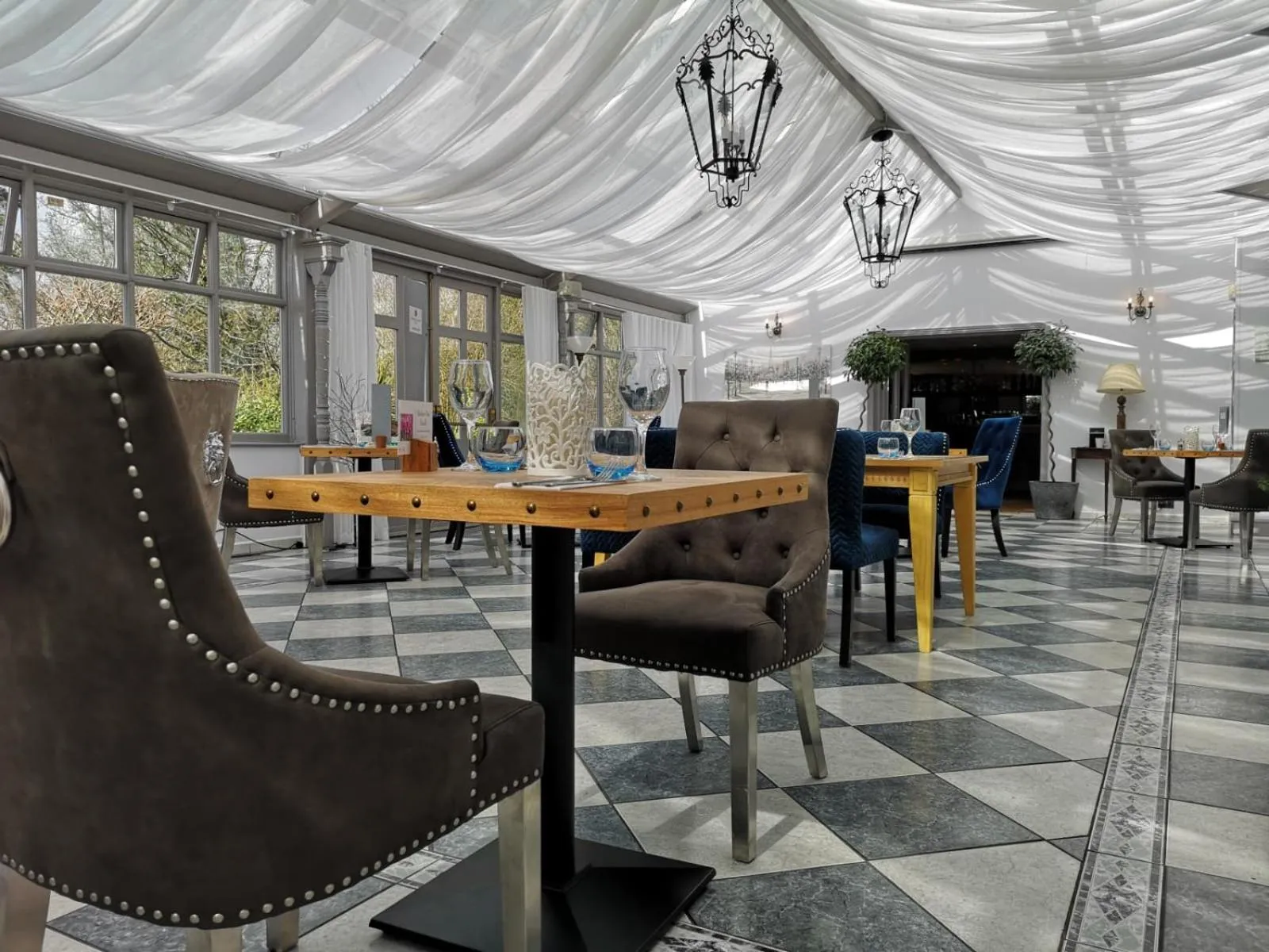 Restaurant/places to eat in Stanhill Court Hotel, a member of Radisson Individuals