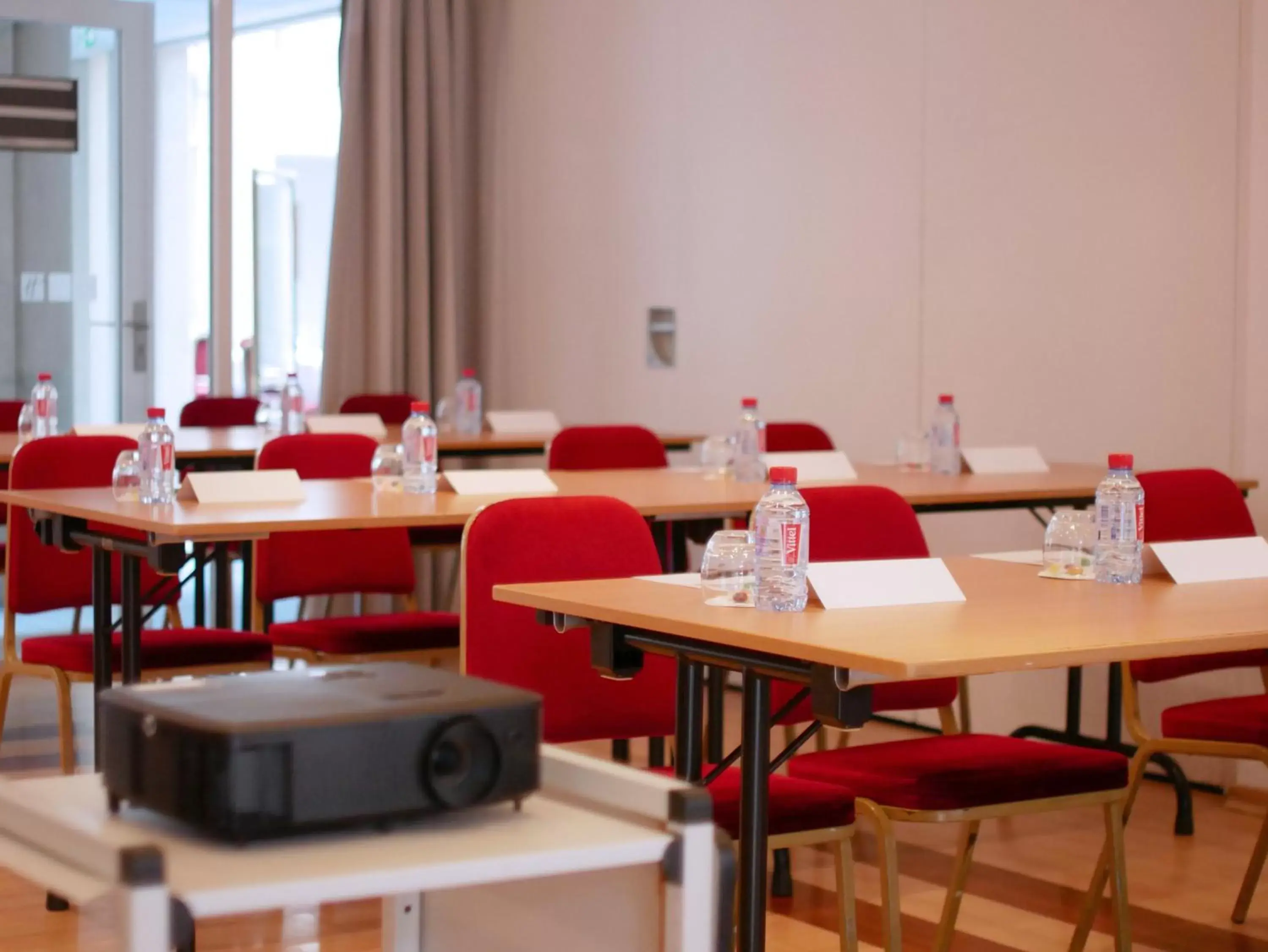 Meeting/conference room, Restaurant/Places to Eat in Holiday Inn Resort Le Touquet