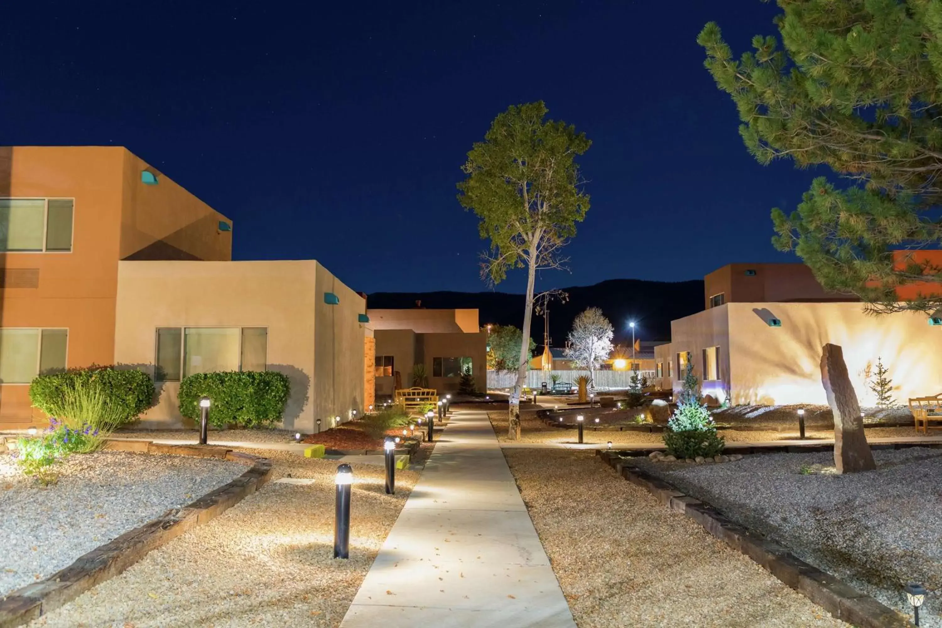 Property Building in Hotel Don Fernando De Taos, Tapestry Collection By Hilton