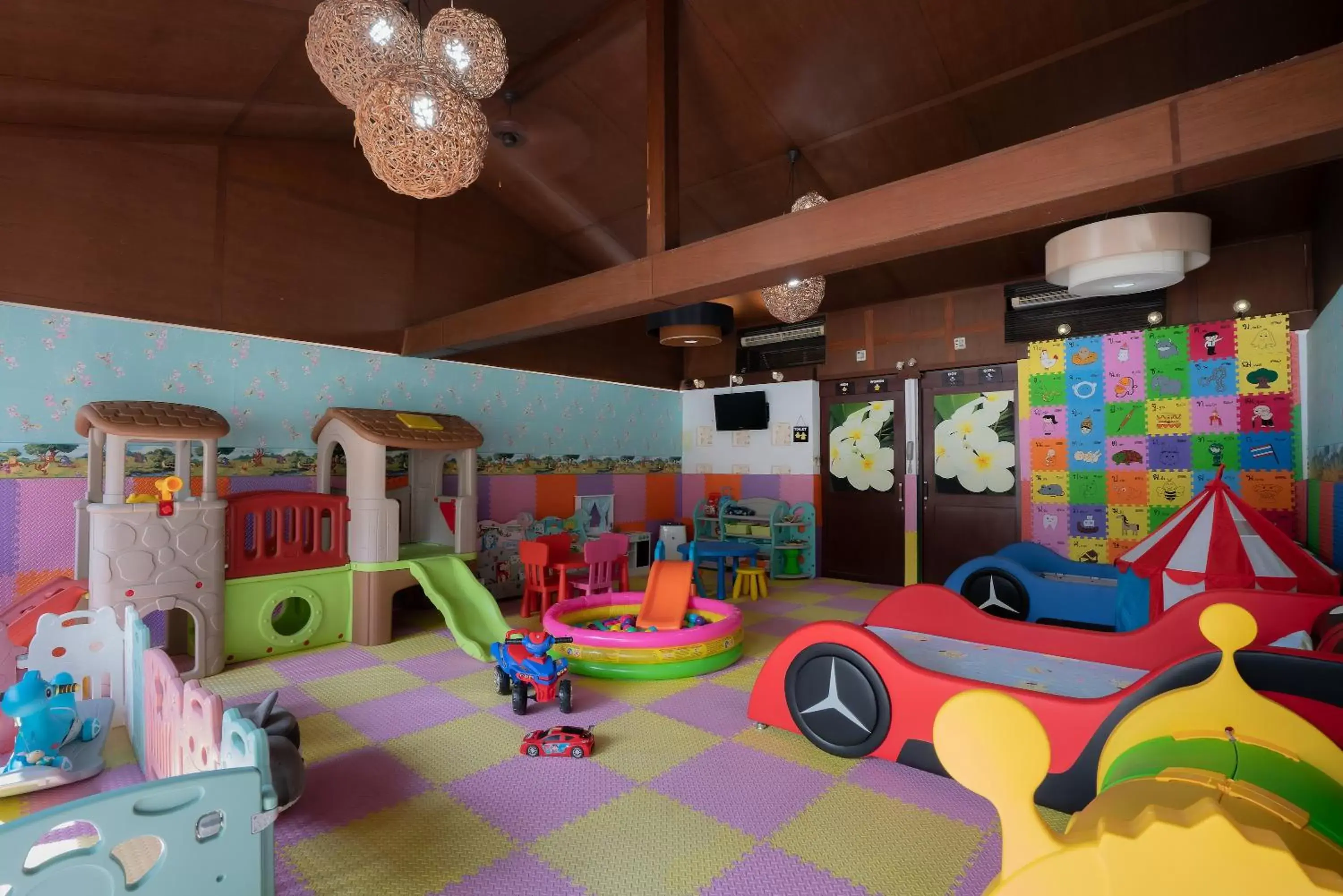 Kids's club in Dhevan Dara Resort & Spa Hua Hin - Pool Villa Kids's club in Dhevan Dara Resort & Spa Hua Hin - Pool Villa