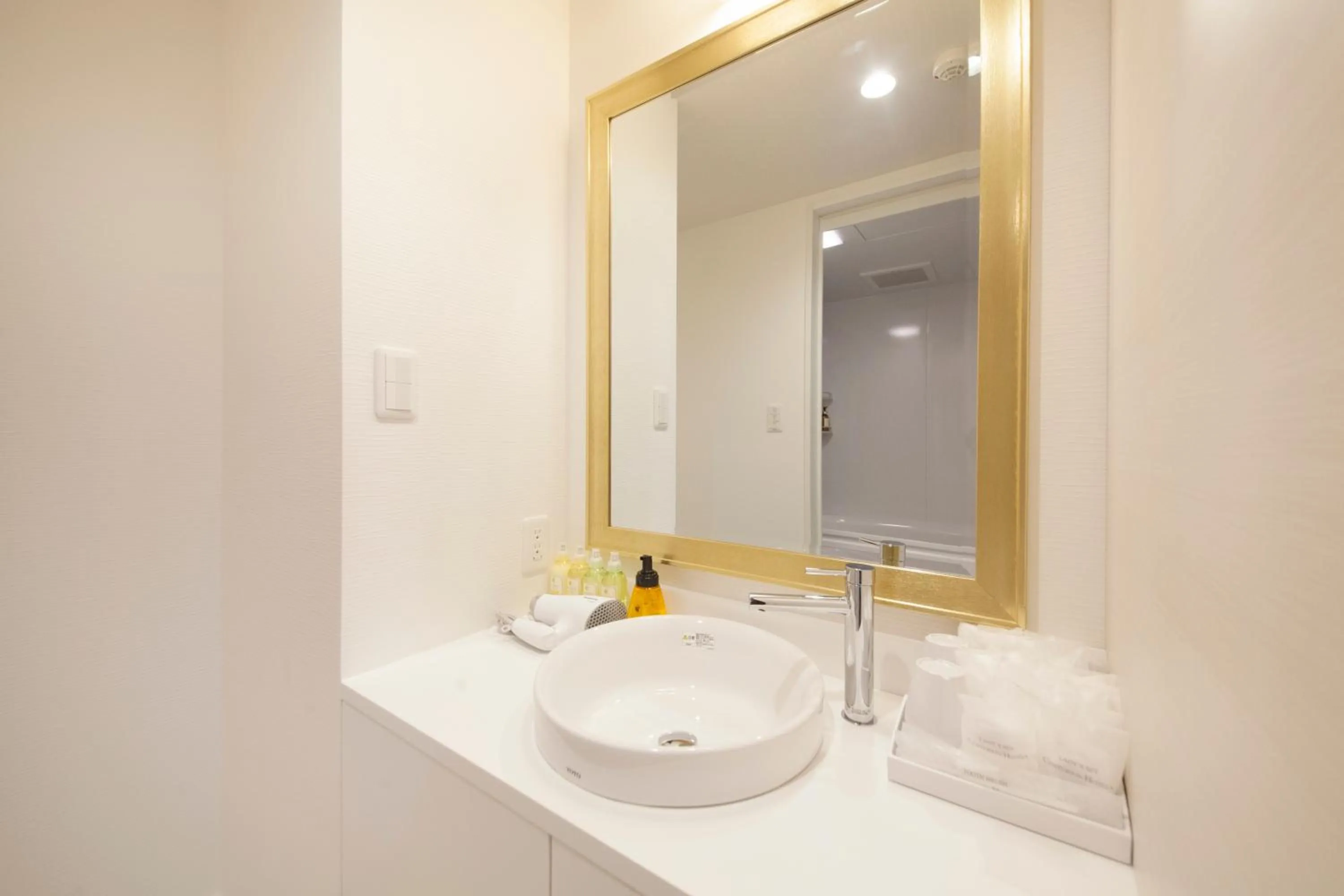 Photo of the whole room in Centurion Hotel Grand Akasakamitsuke Station