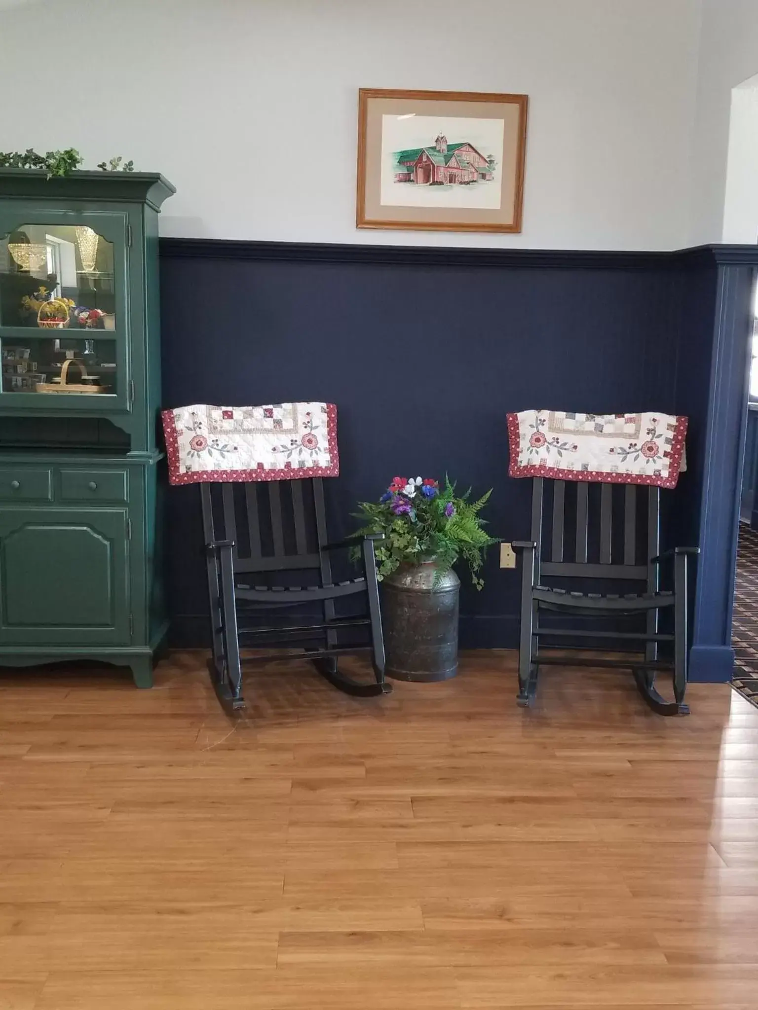 Seating Area in CountrySide Inn