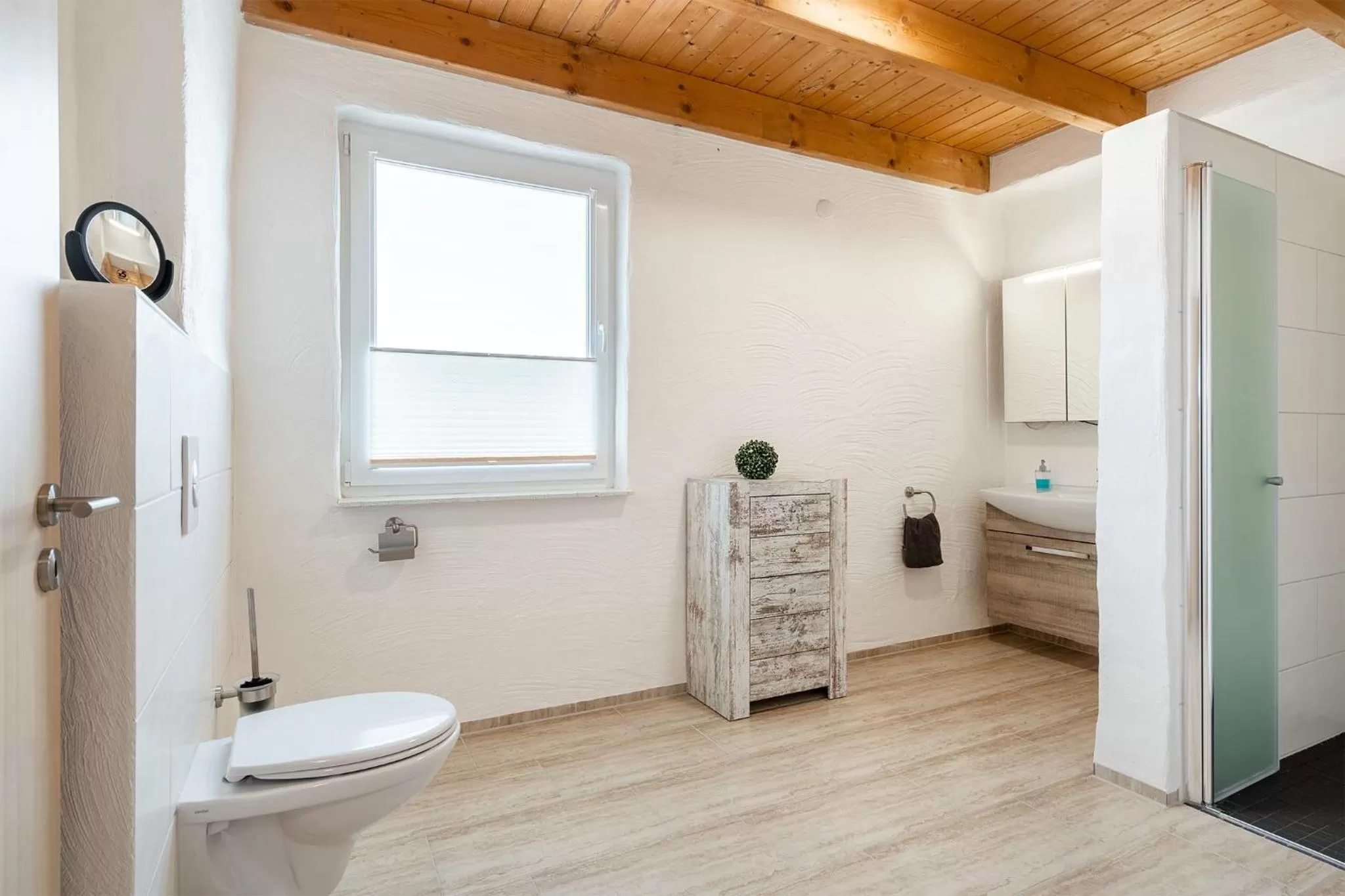 Toilet in Villa Moorstern am Badesee Tannenhausen