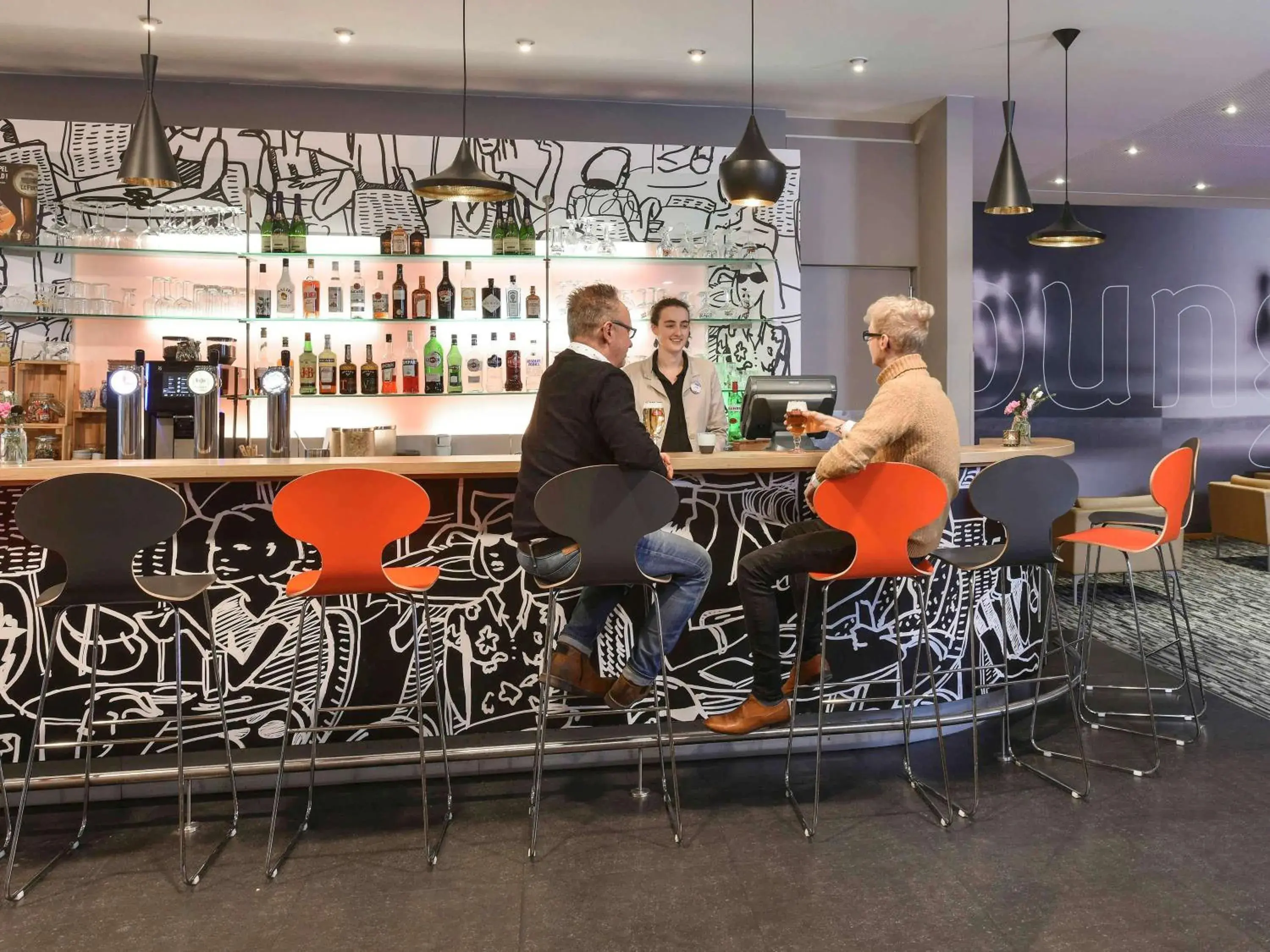Lounge or bar, Lounge/Bar in ibis Kortrijk Centrum