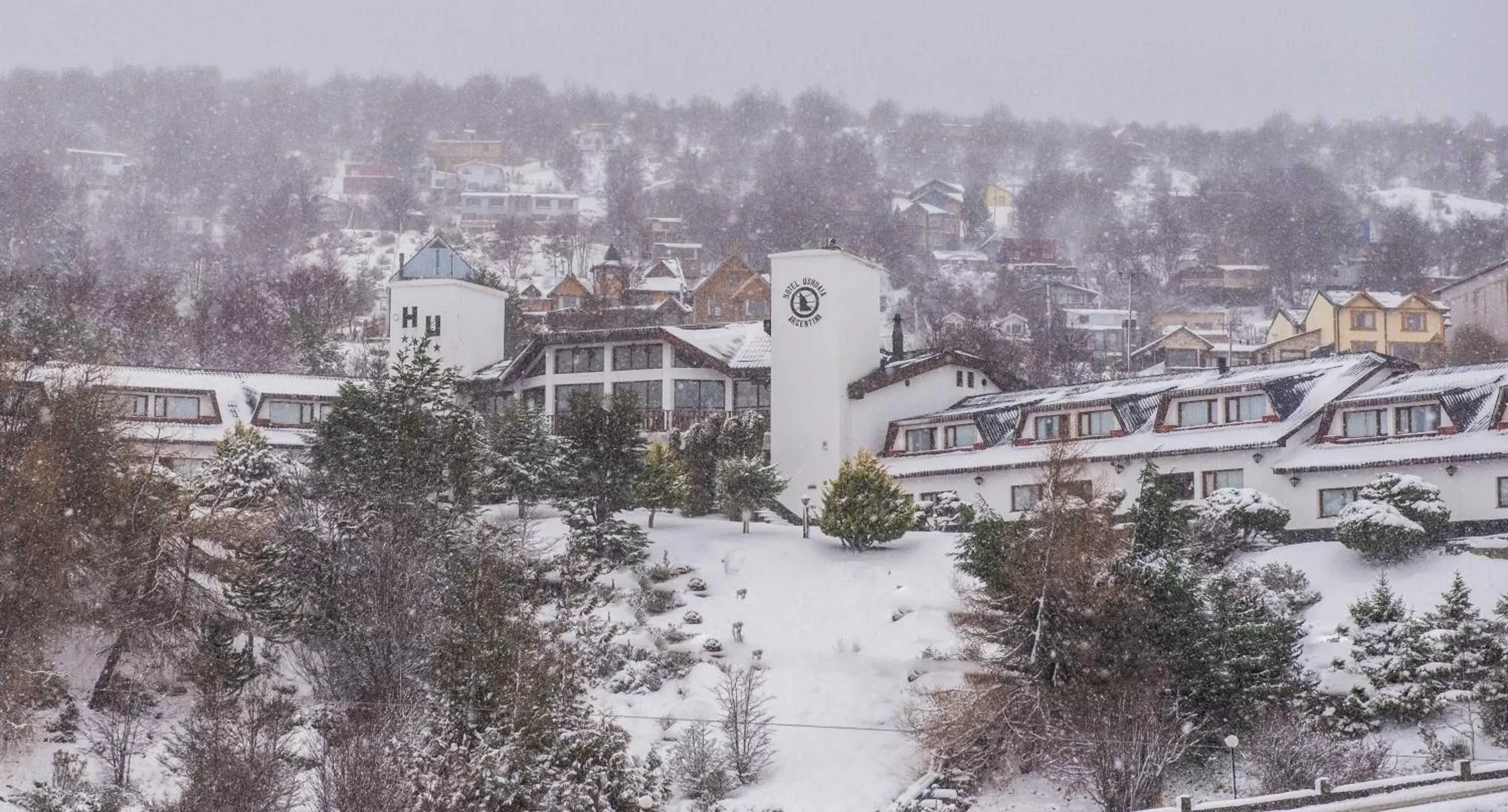 Property building, Winter in Hotel Ushuaia