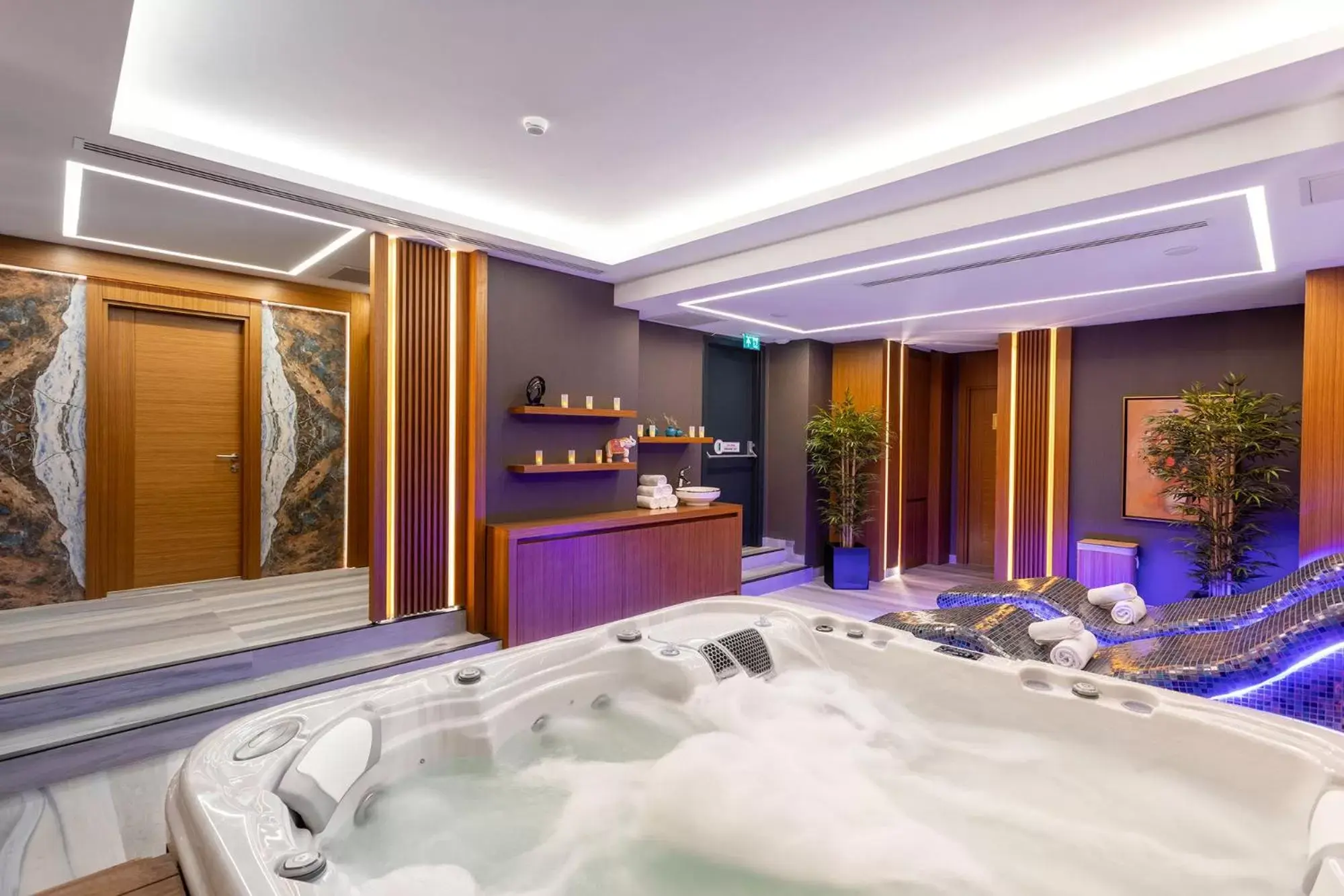 Hot Spring Bath in Vital Hotel Fulya Istanbul Sisli