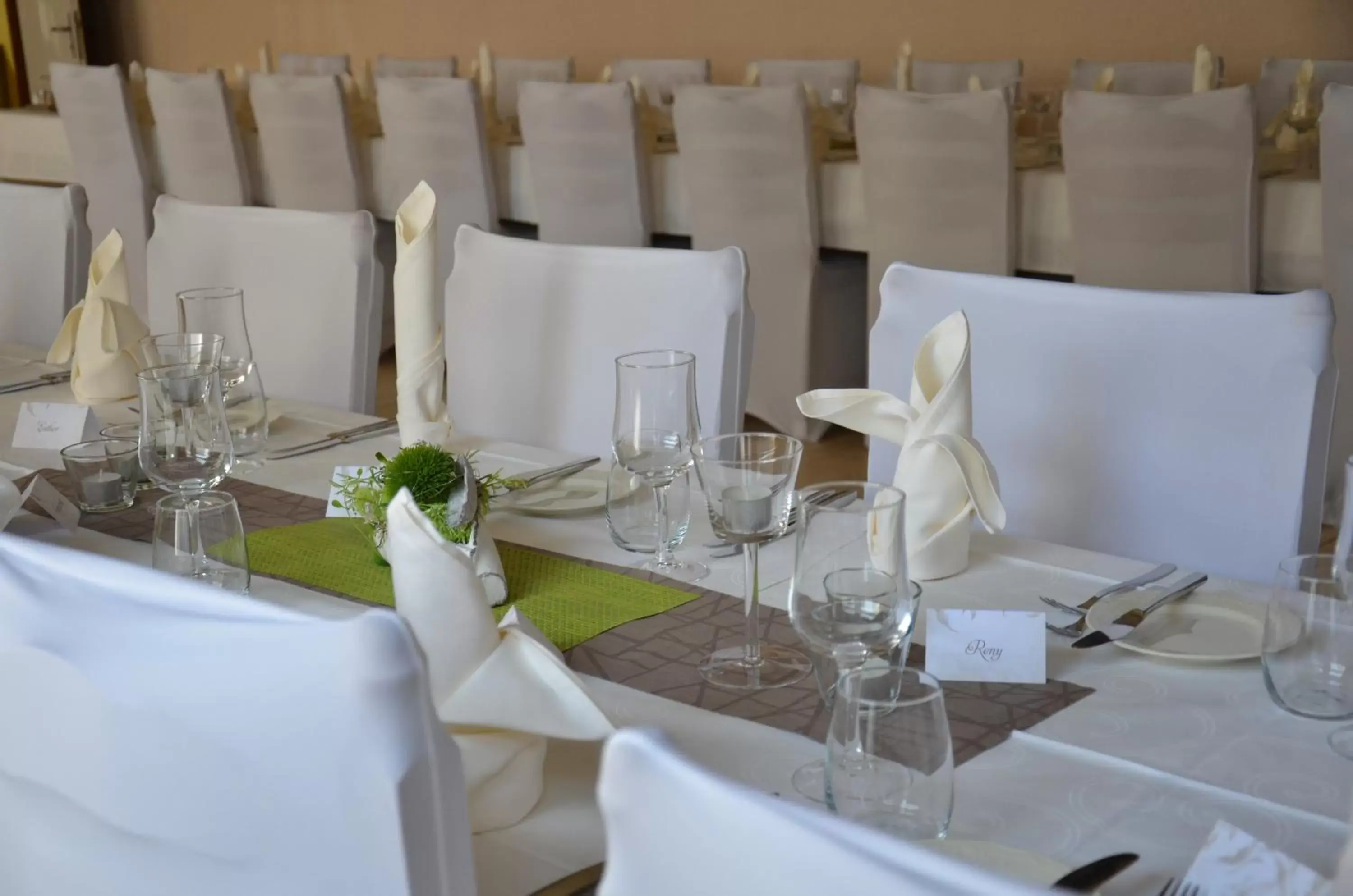 Banquet/Function facilities, Restaurant/Places to Eat in Hotel Buchserhof