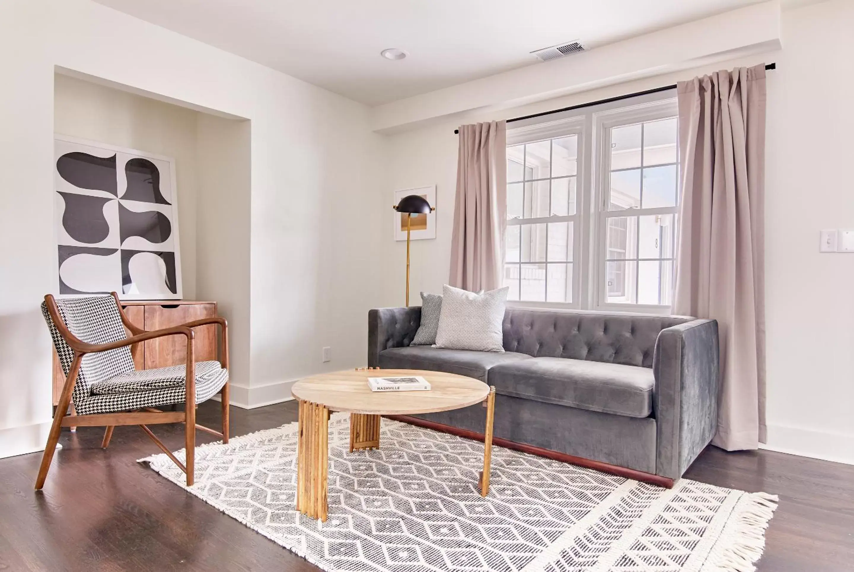 Living room, Seating Area in Sonder 16th South