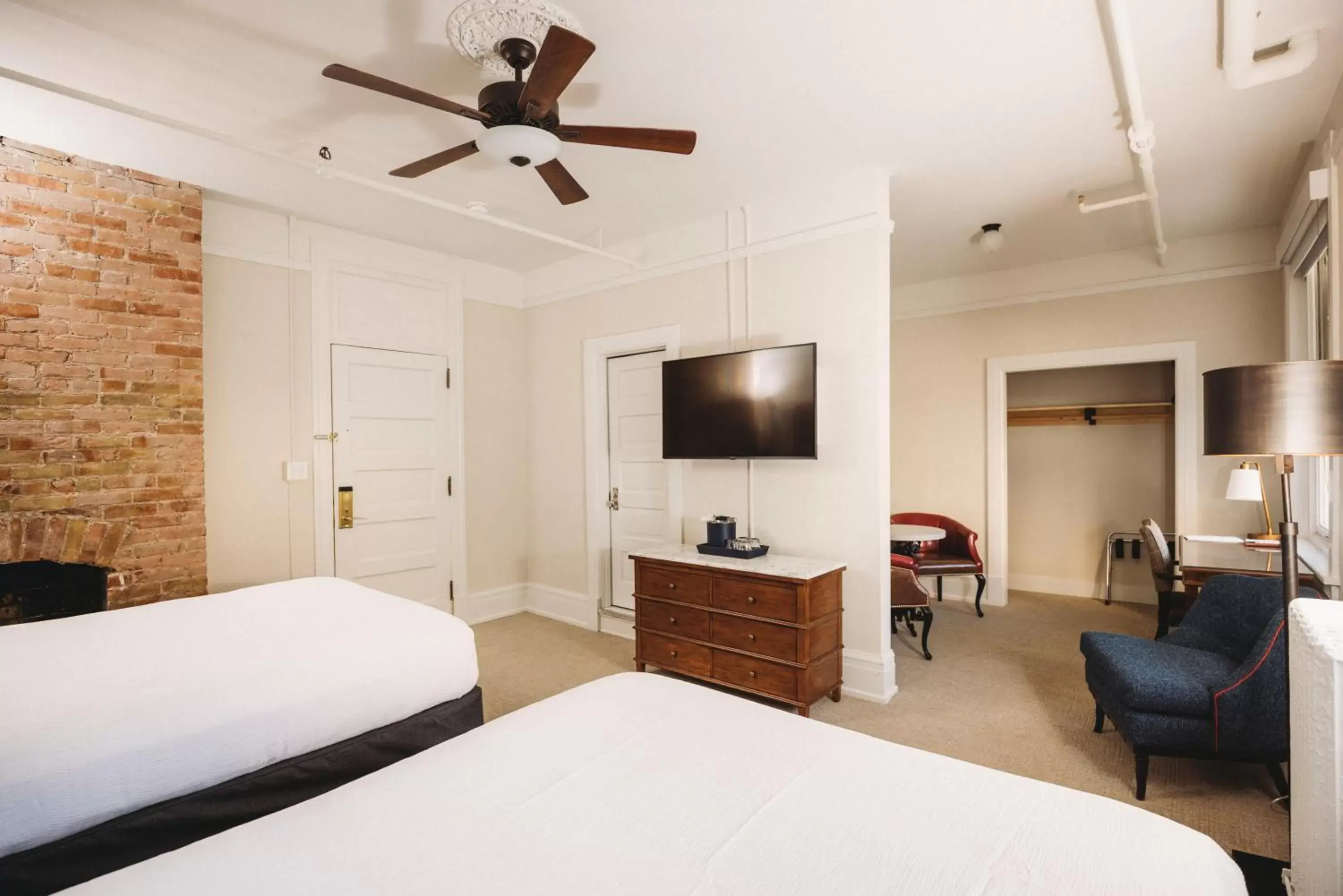 Bed in Hotel Colorado Bed in Hotel Colorado