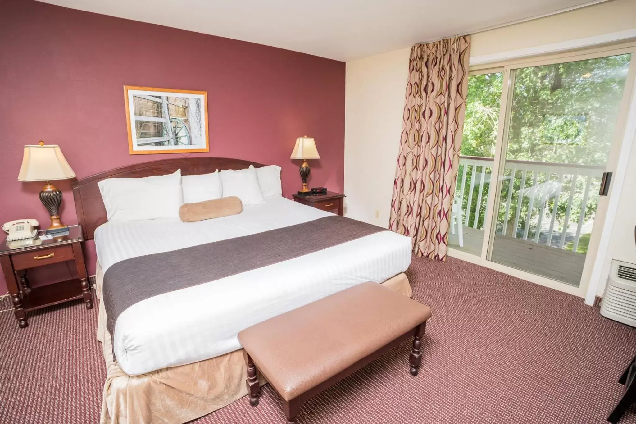 Photo of the whole room, Bed in AbbyCreek Inn Photo of the whole room, Bed in AbbyCreek Inn