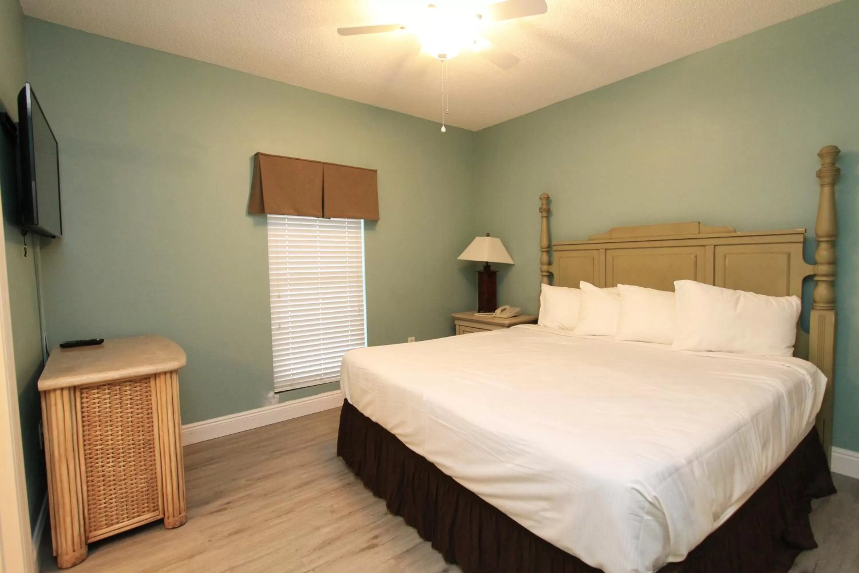 Bed in Majestic Beach Resort, Panama City Beach, Fl