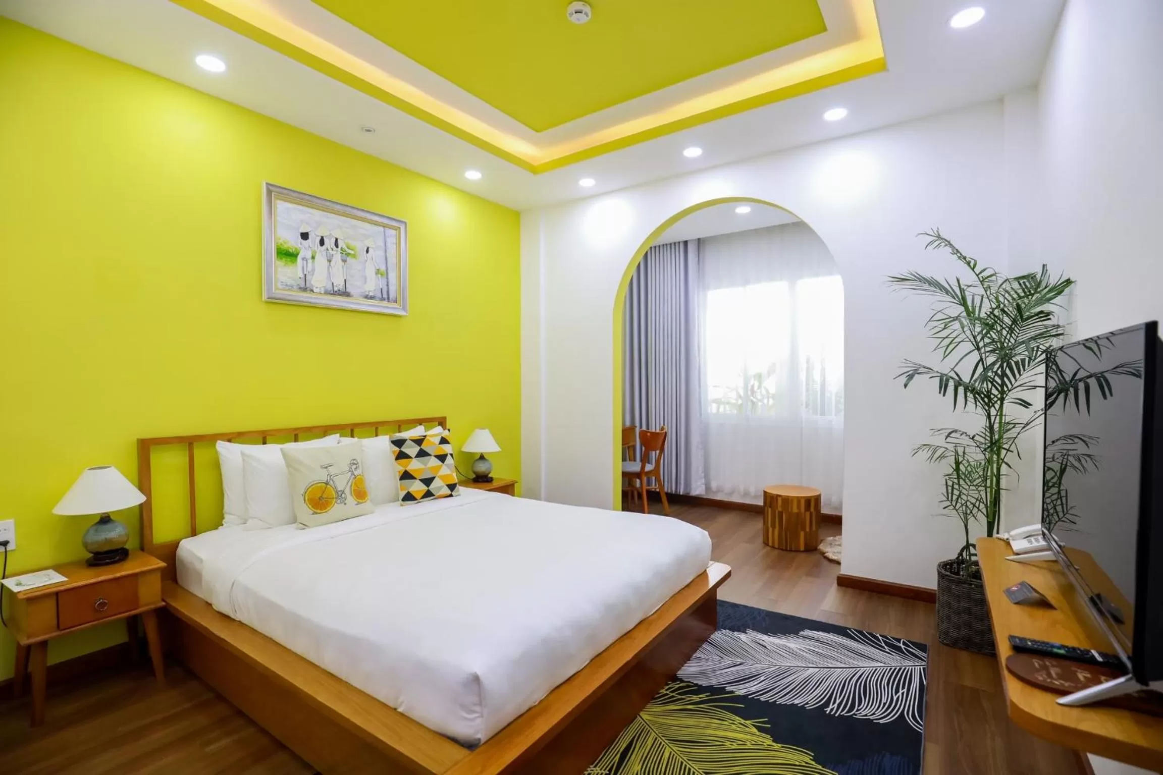 Photo of the whole room, Bed in Chez Mimosa Local