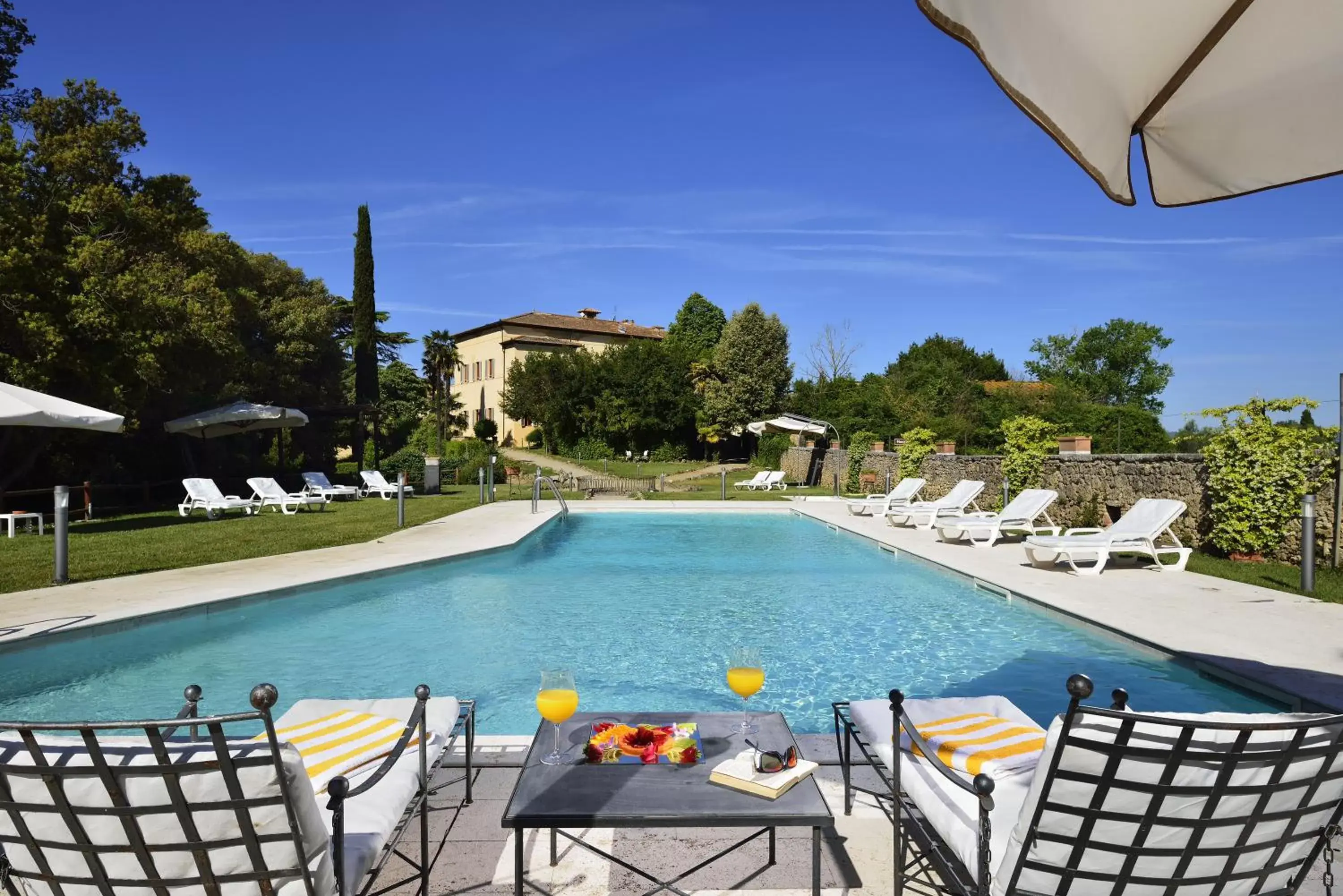 Swimming Pool in Villa Sabolini