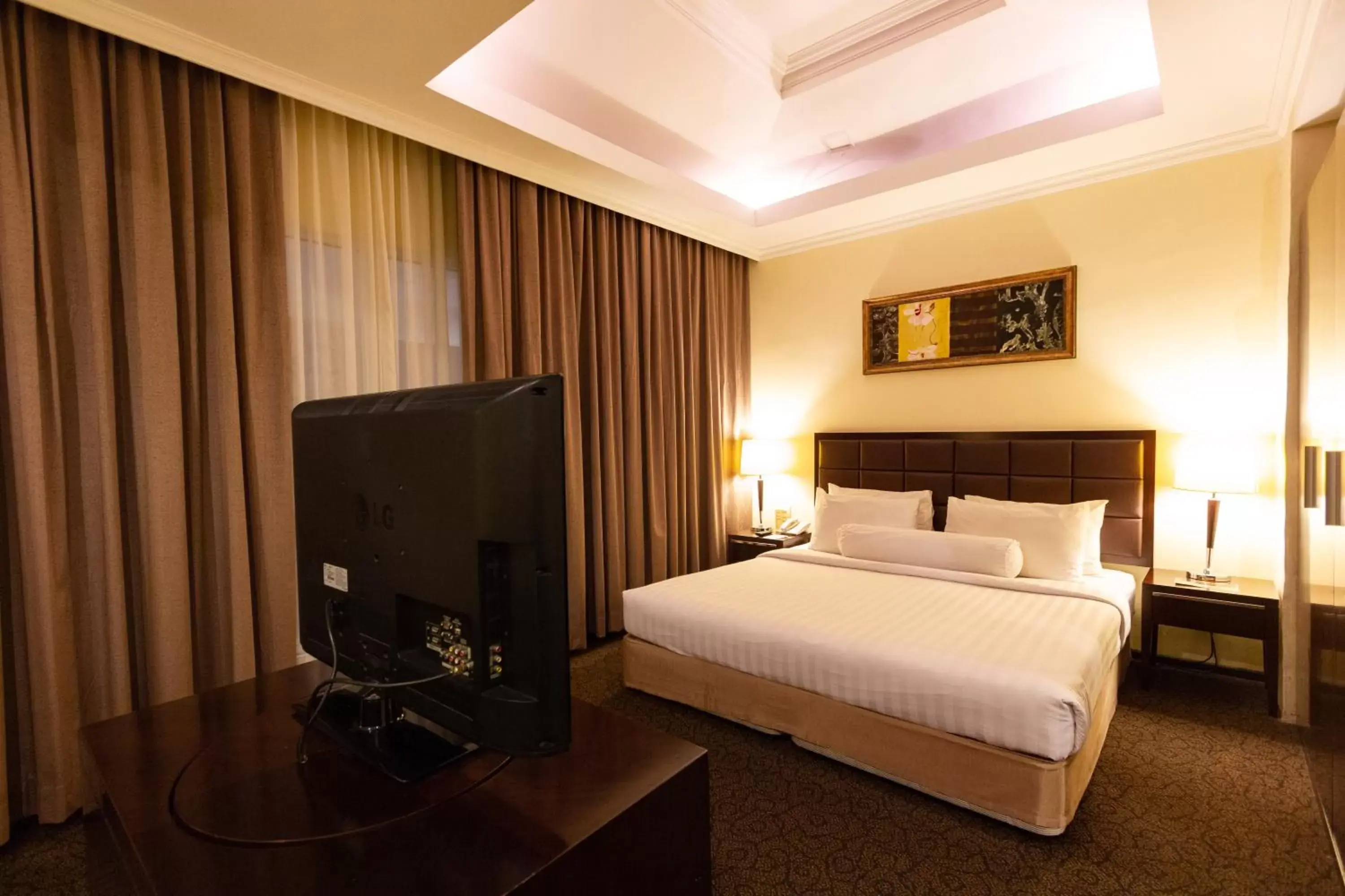 Bedroom, Bed in Harmoni One Convention Hotel and Service Apartments Bedroom, Bed in Harmoni One Convention Hotel and Service Apartments