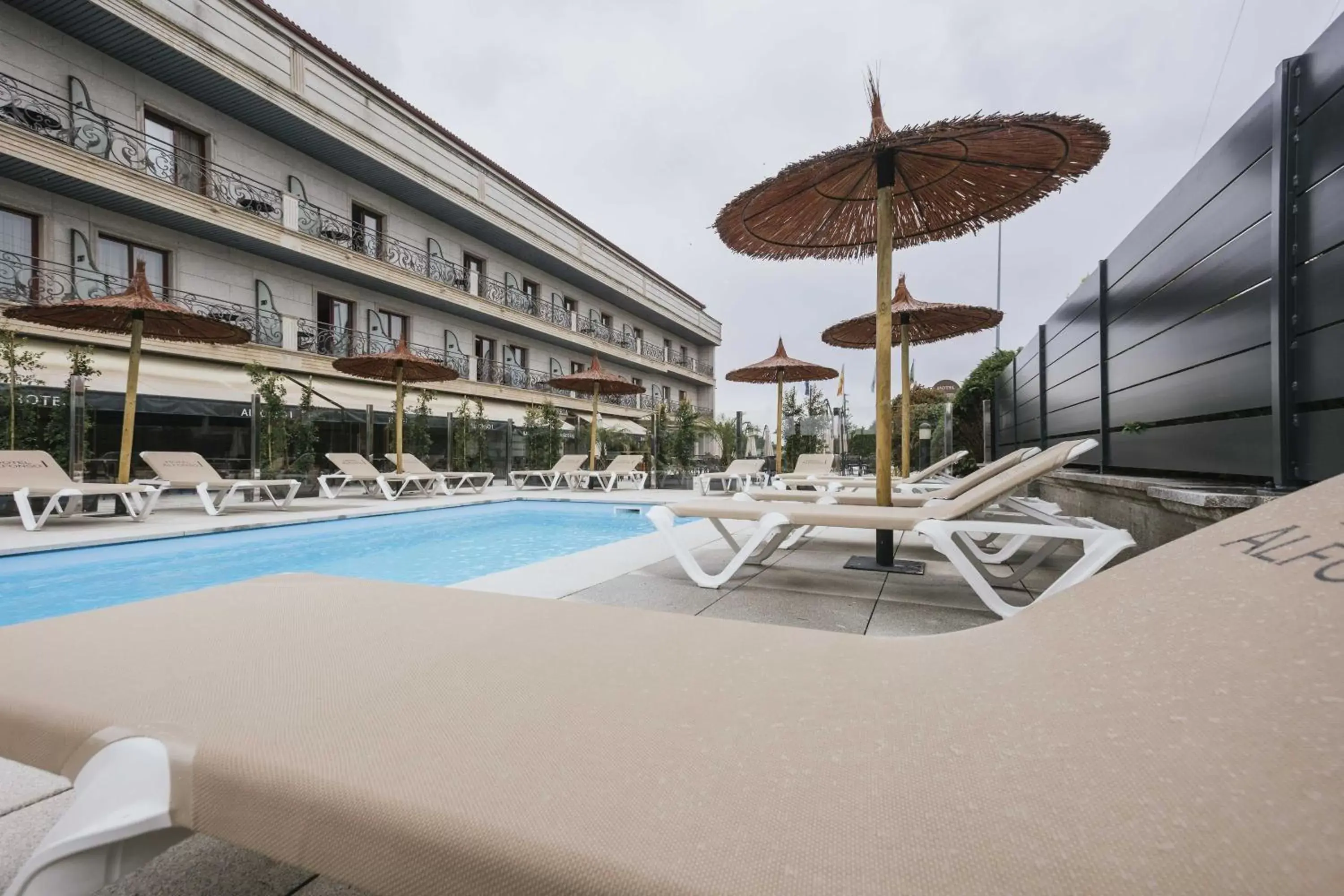Property building, Swimming Pool in Hotel Alfonso I