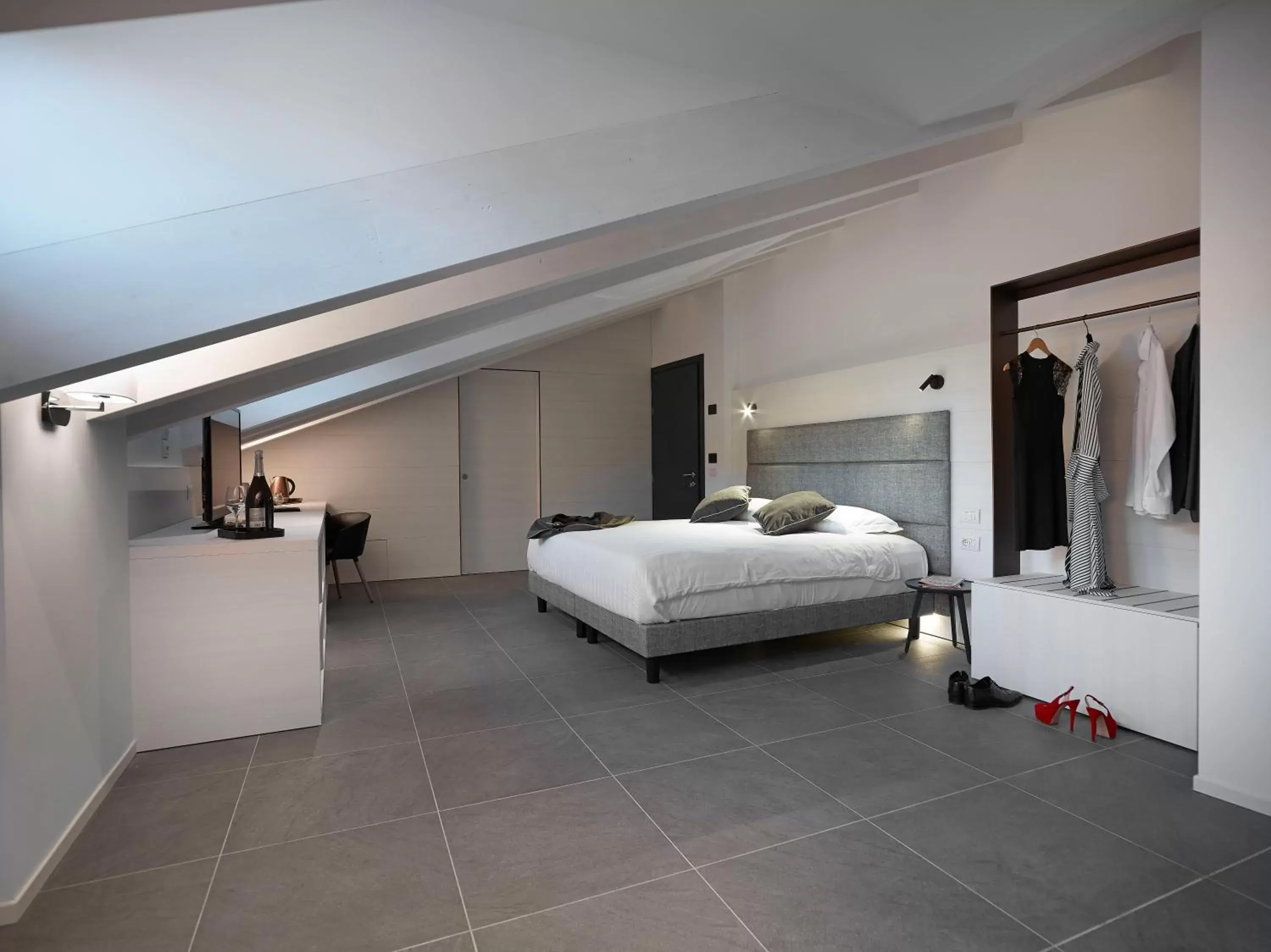 Bed in Boutique Hotel Touring Bed in Boutique Hotel Touring