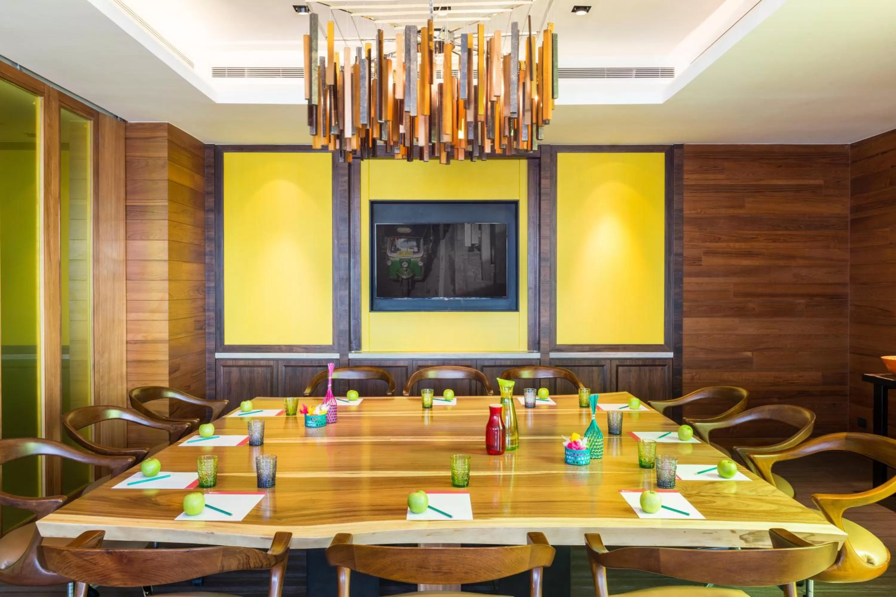 Meeting/conference room in Hotel Indigo Bangkok Wireless Road by IHG