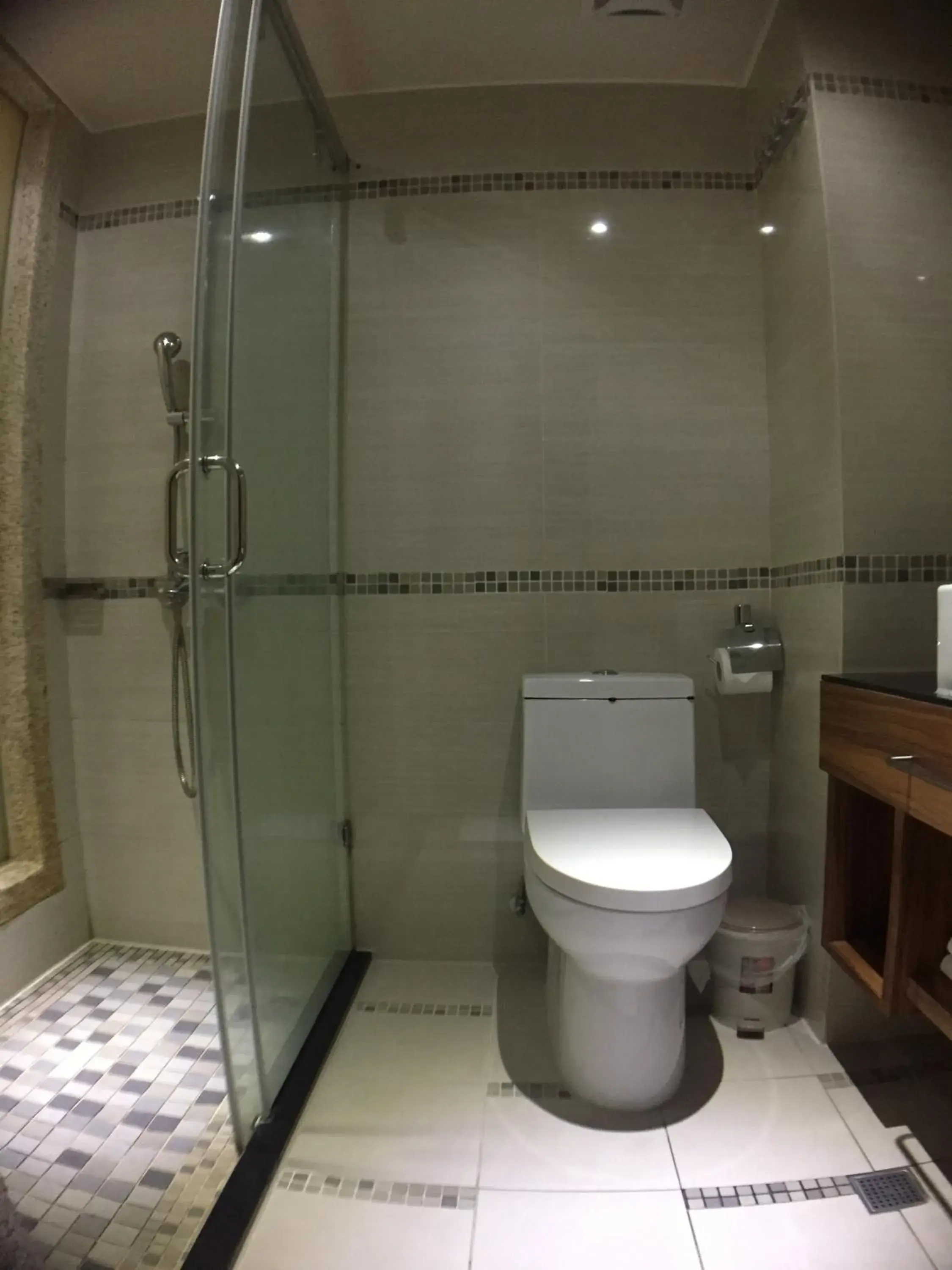 Bathroom in Paris Business Hotel