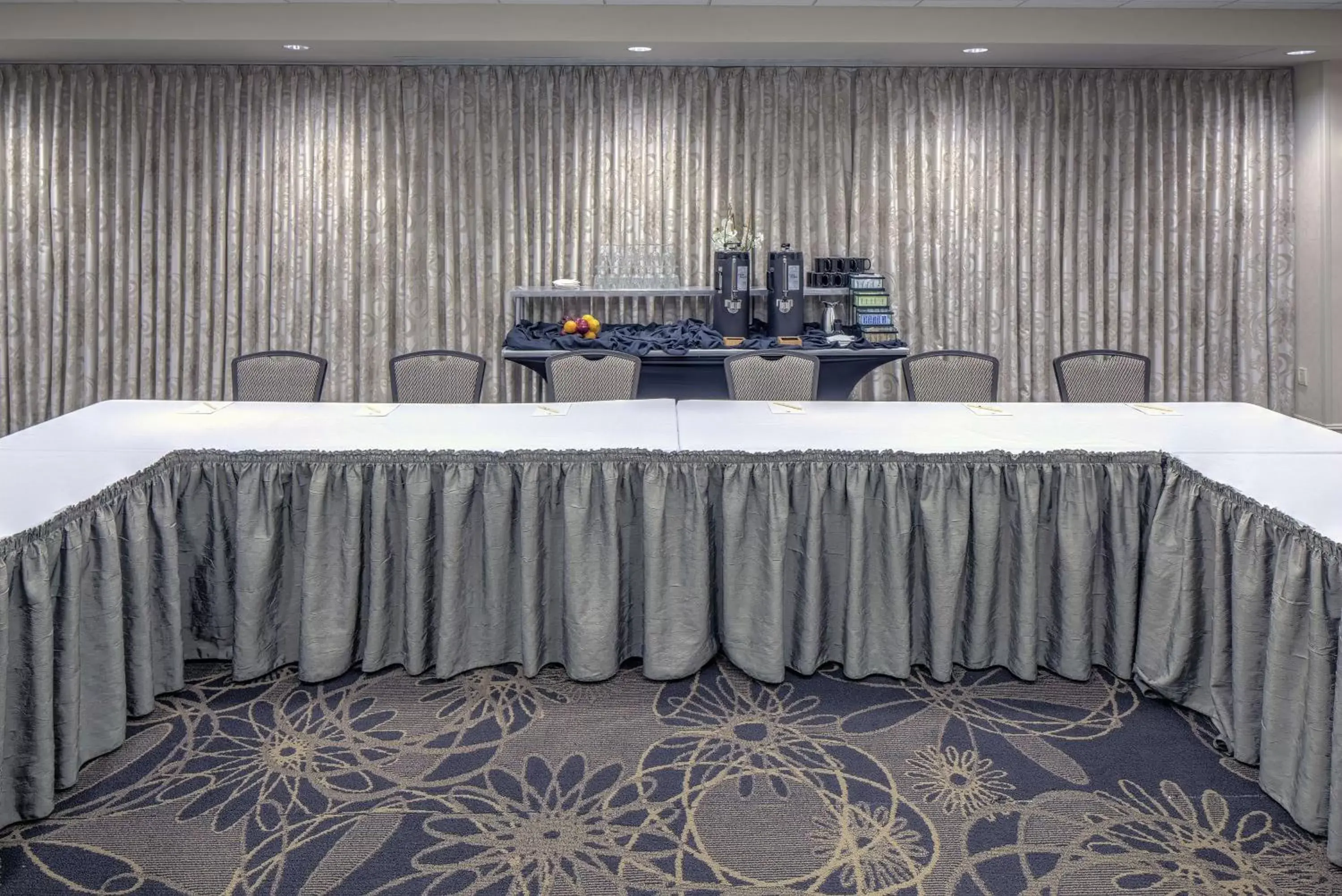 Meeting/conference room in DoubleTree by Hilton Madison Downtown