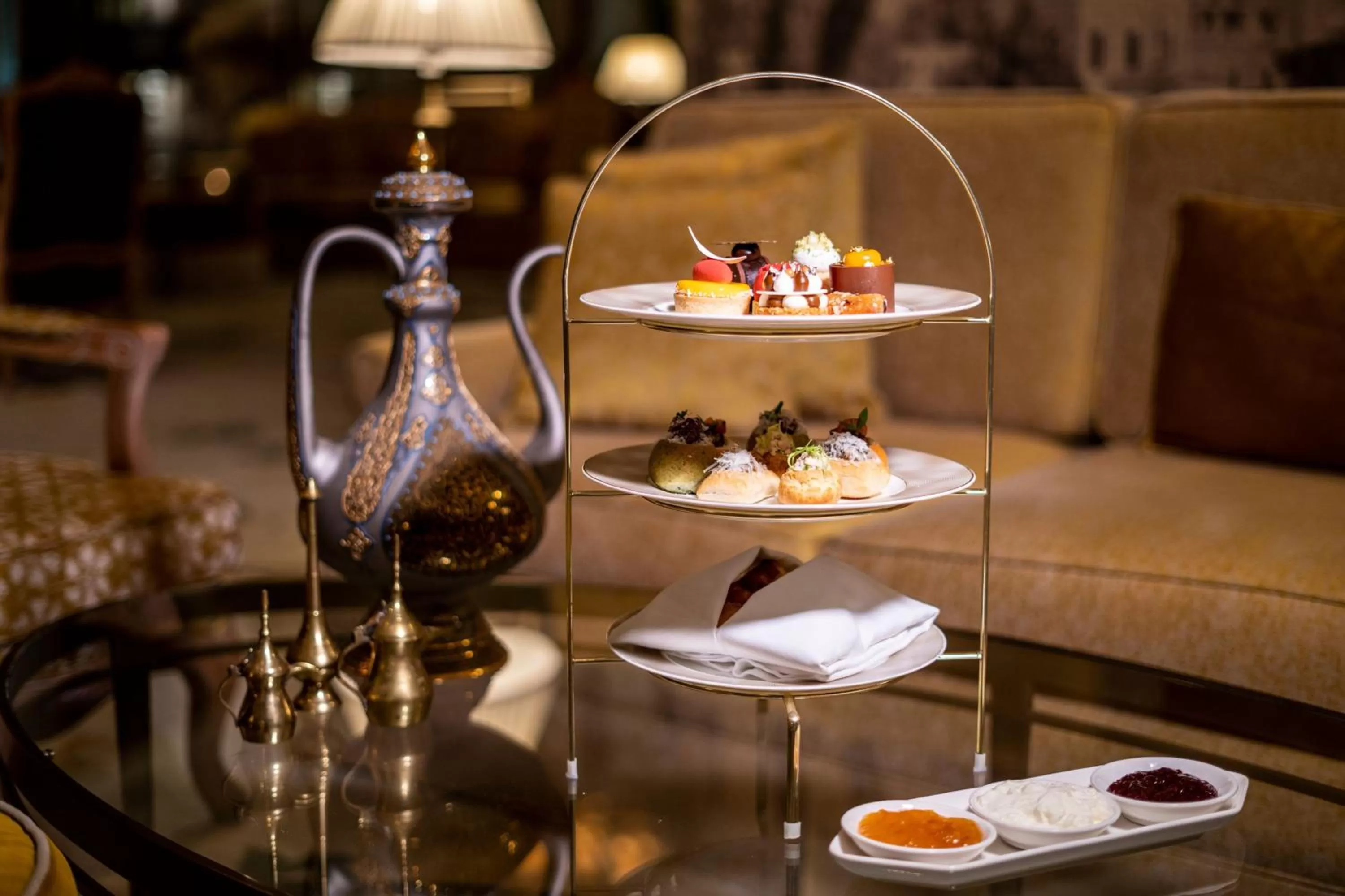 Restaurant/places to eat in JW Marriott Marquis City Center Doha