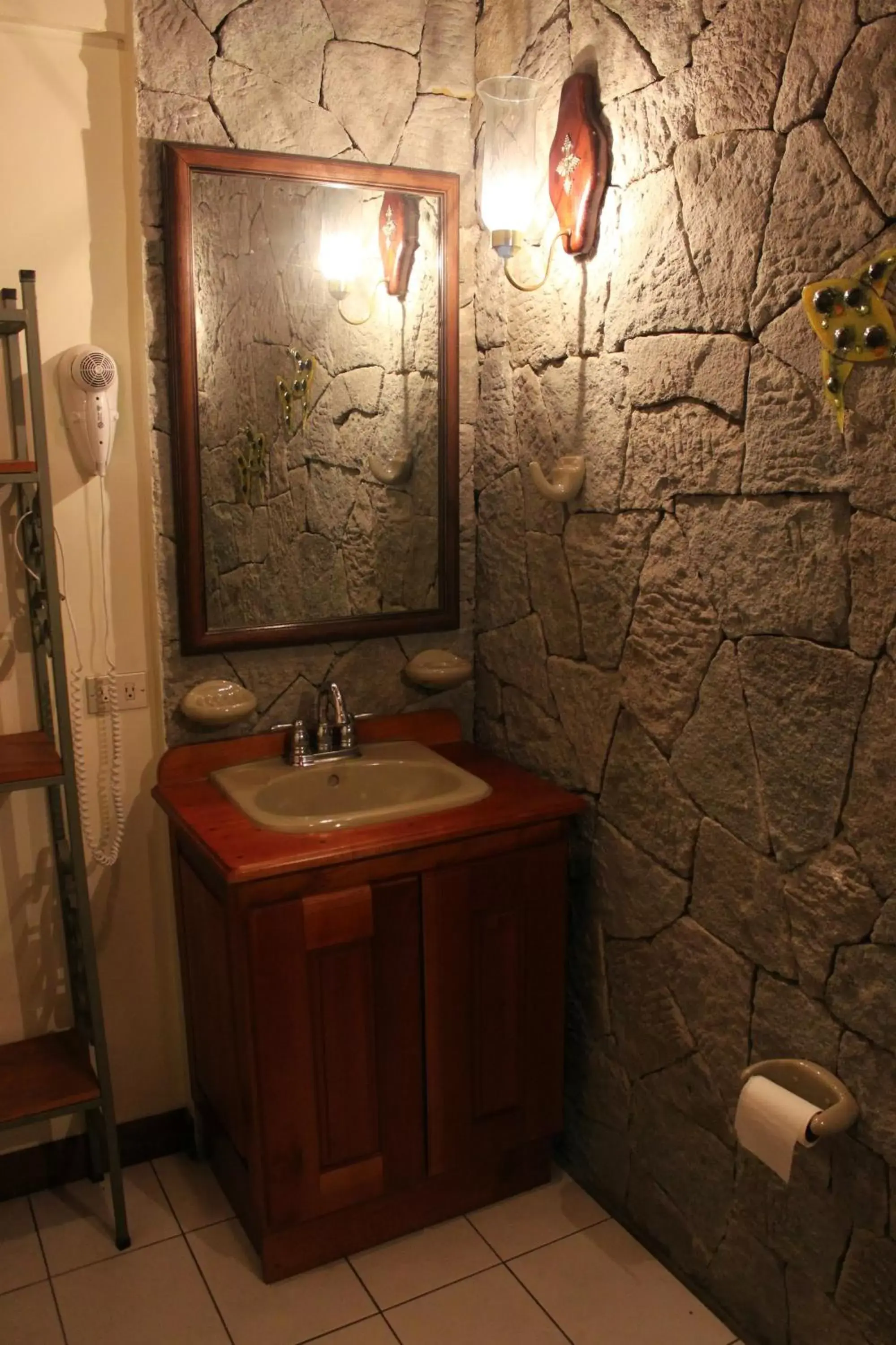 Bathroom in Casa Mora B&B