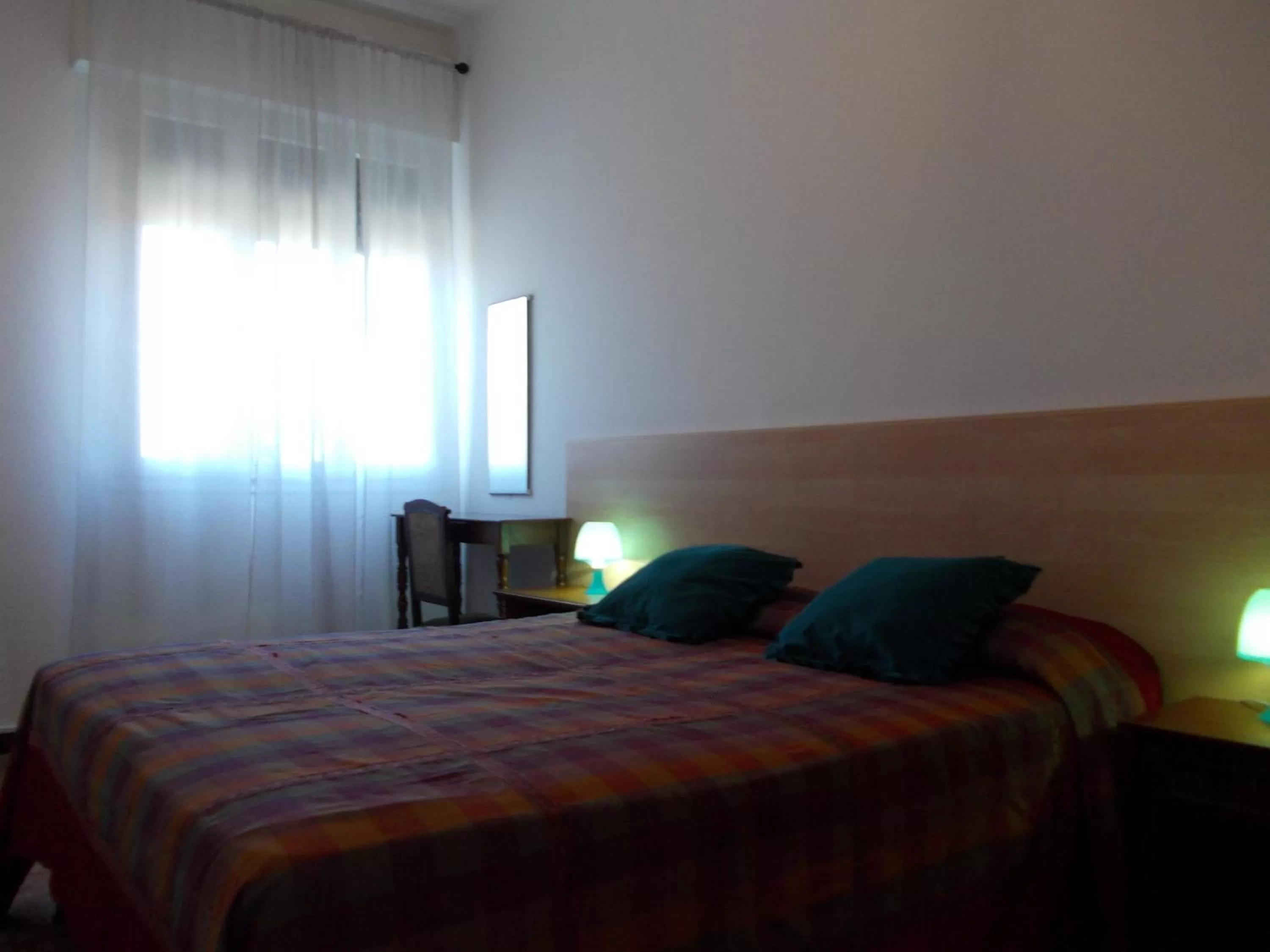 Bed in Travellers Lodge B&B