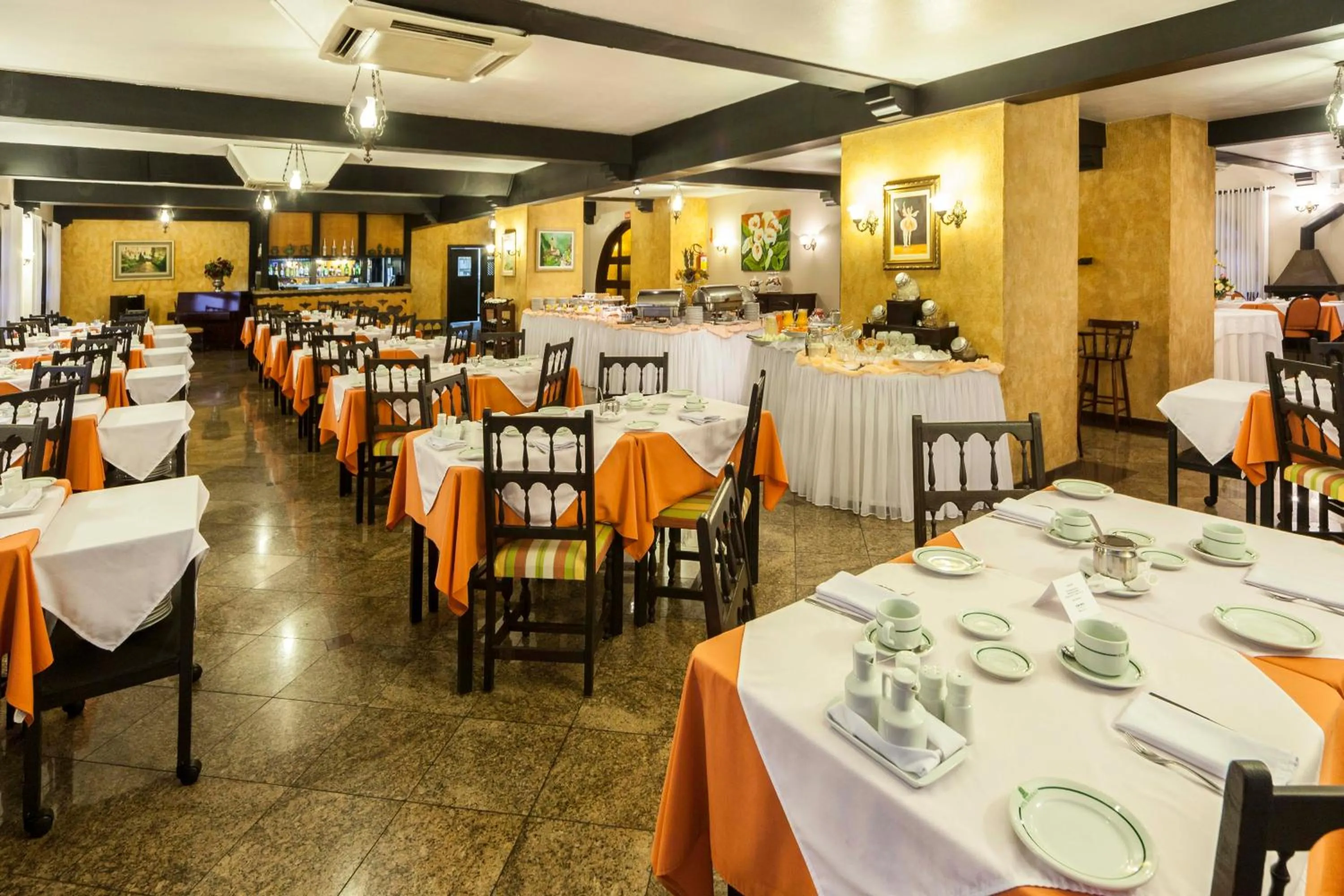 Restaurant/places to eat in Hotel Tannenhof