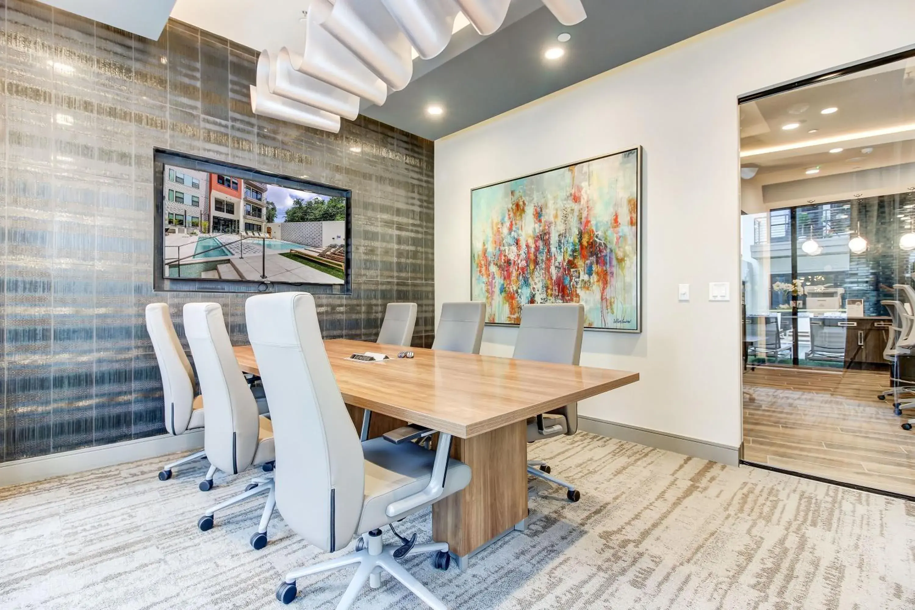 Business facilities in Sentral East Austin at 1614 E Sixth