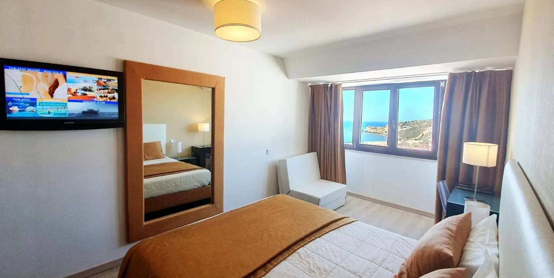 Sea view, TV/Entertainment Center in Miramar Hotel Spa & Apartments