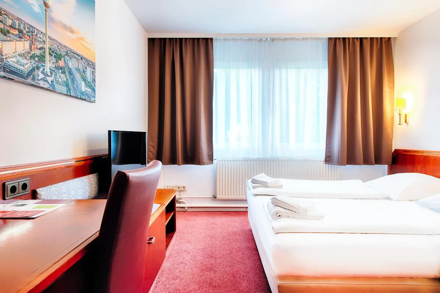 Photo of the whole room, Bed in Hotel B1