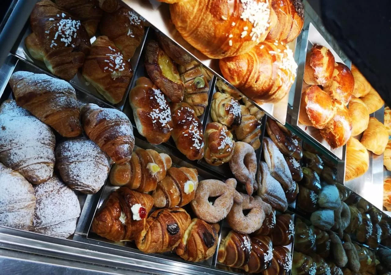 Food and drinks in May Dream