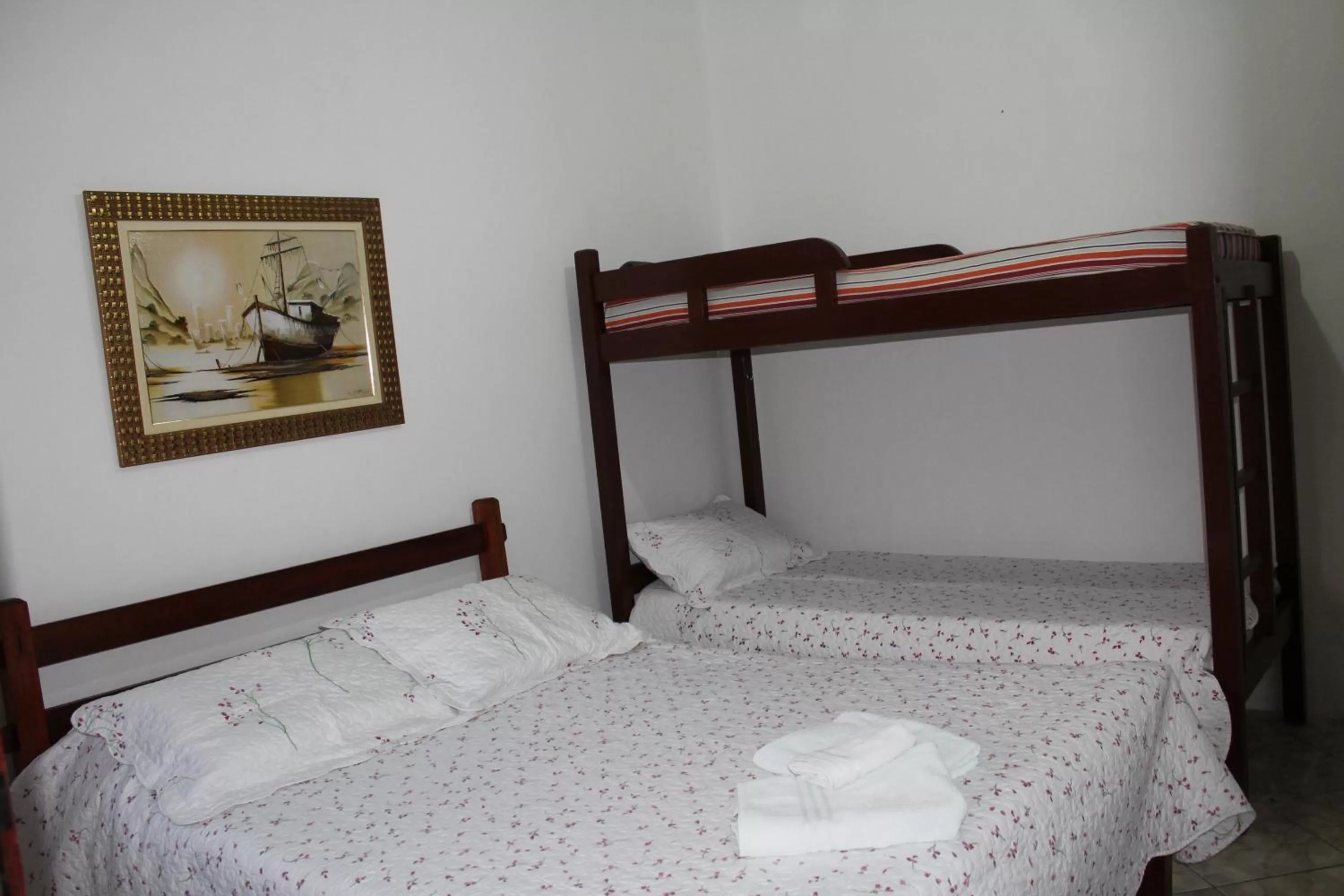 Bunk Bed in Pousada Recanto Das Emerências