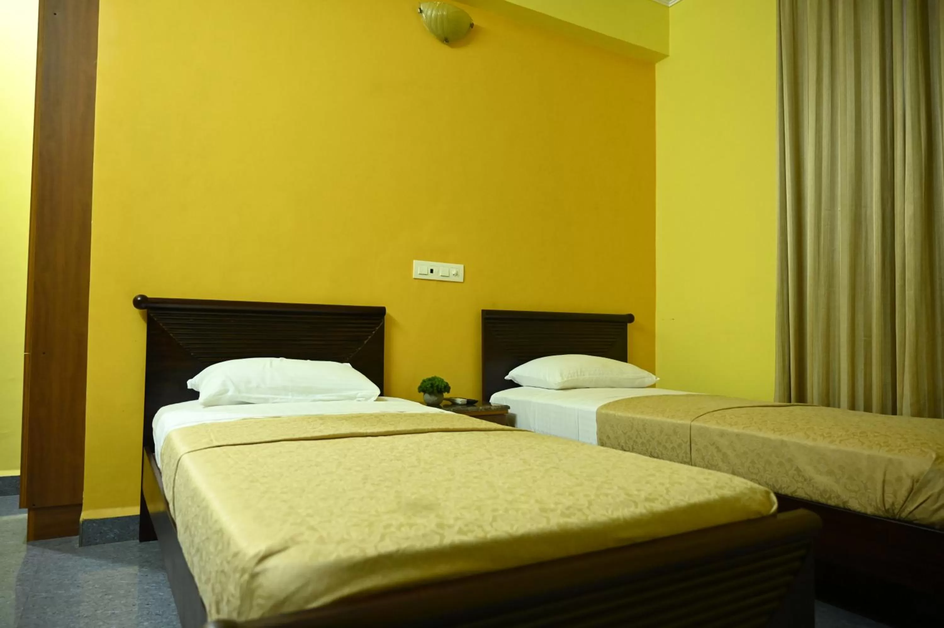 Bedroom, Bed in Hotel Siesta De Goa