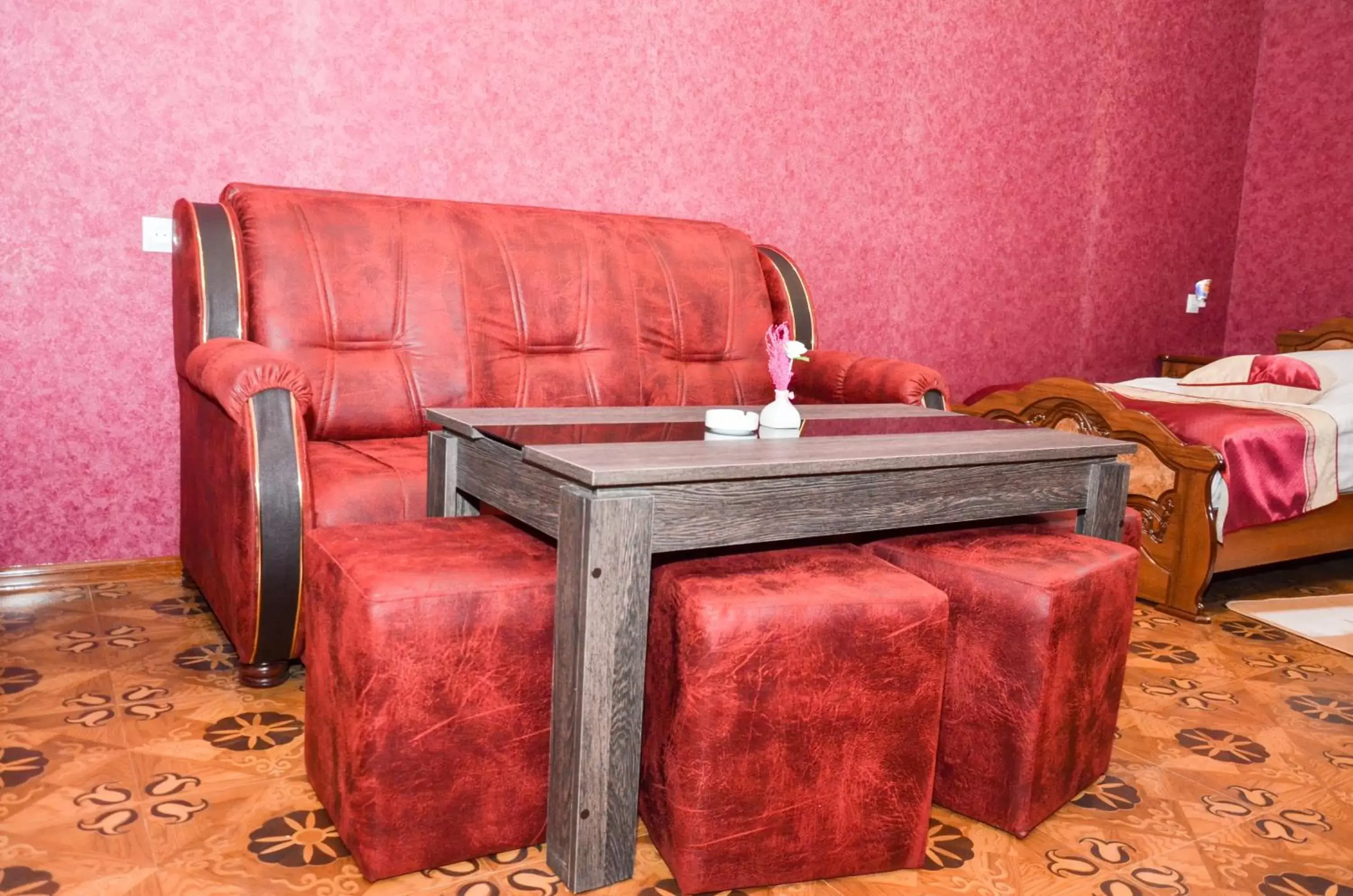 Twin Room with Shower in Zangezur Hotel Twin Room with Shower in Zangezur Hotel