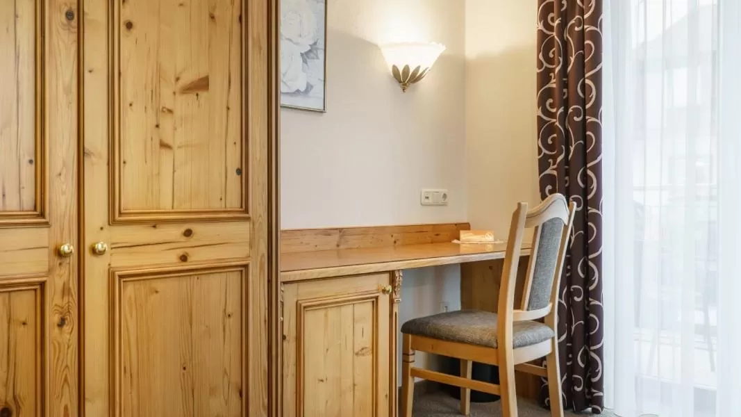 Decorative detail in Landgasthof Apfelbeck