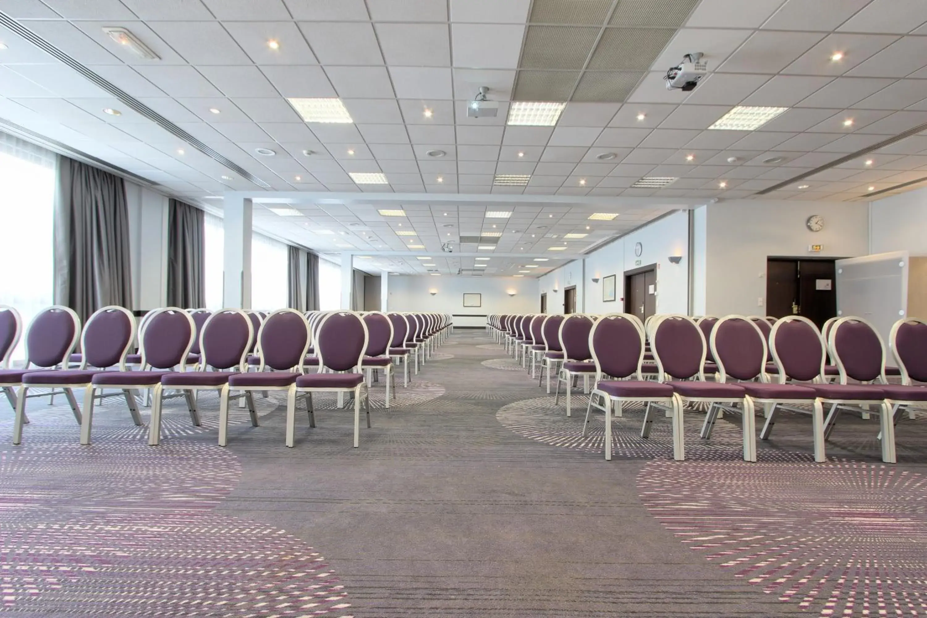 Banquet/Function facilities in Mercure Paris Velizy