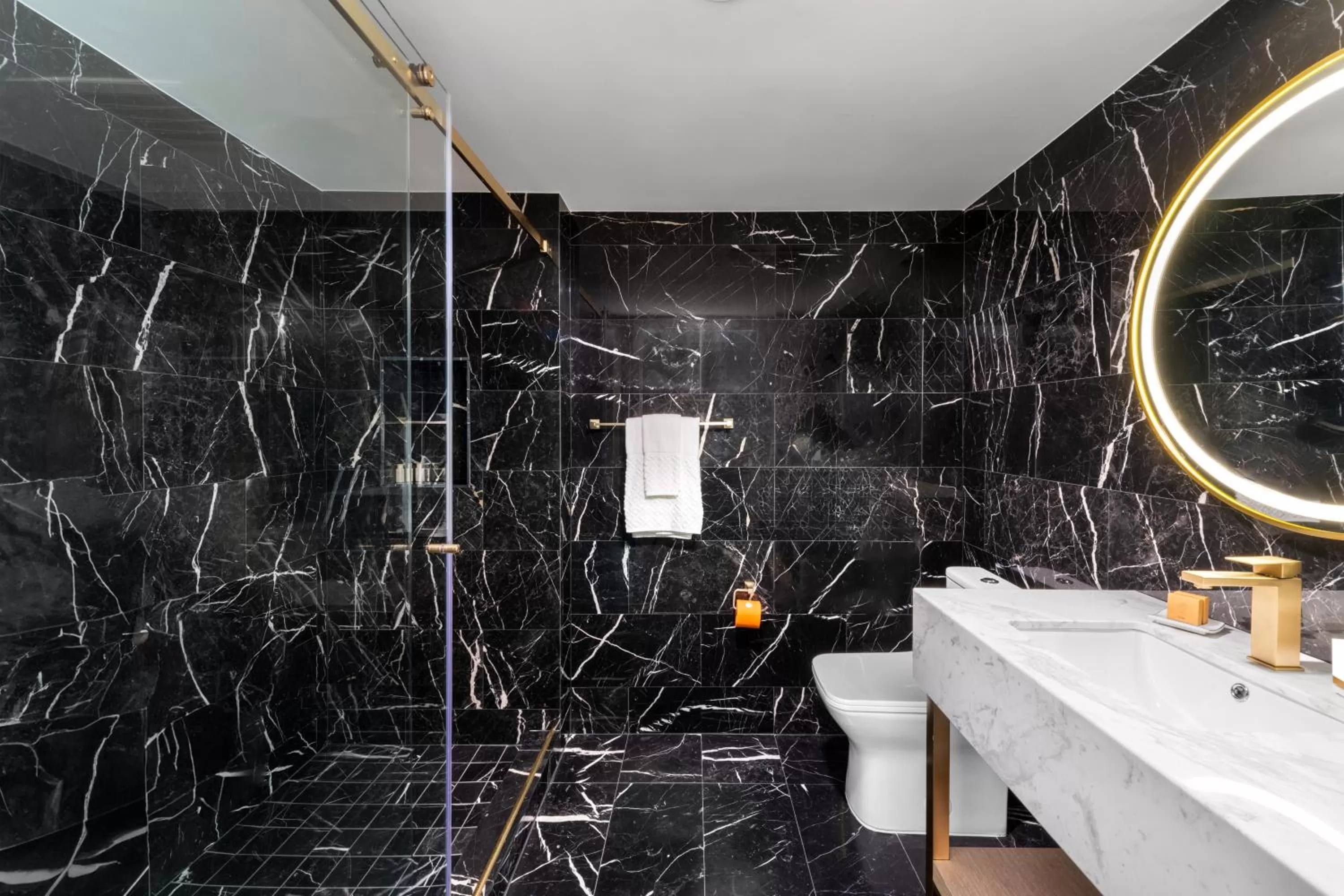 Bathroom in Dolce by Wyndham Hollywood