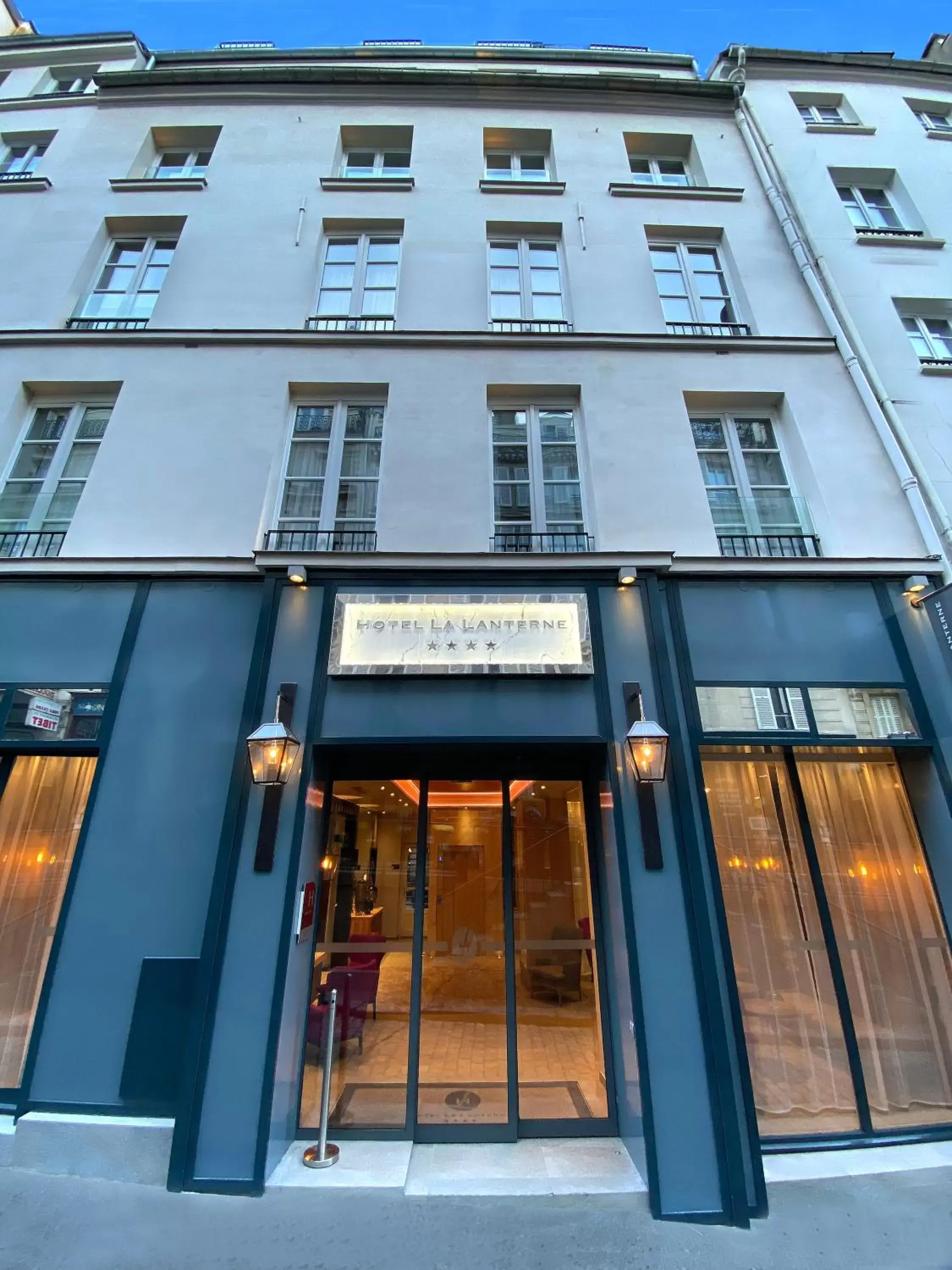 Facade/entrance, Property Building in Hotel La Lanterne & Spa
