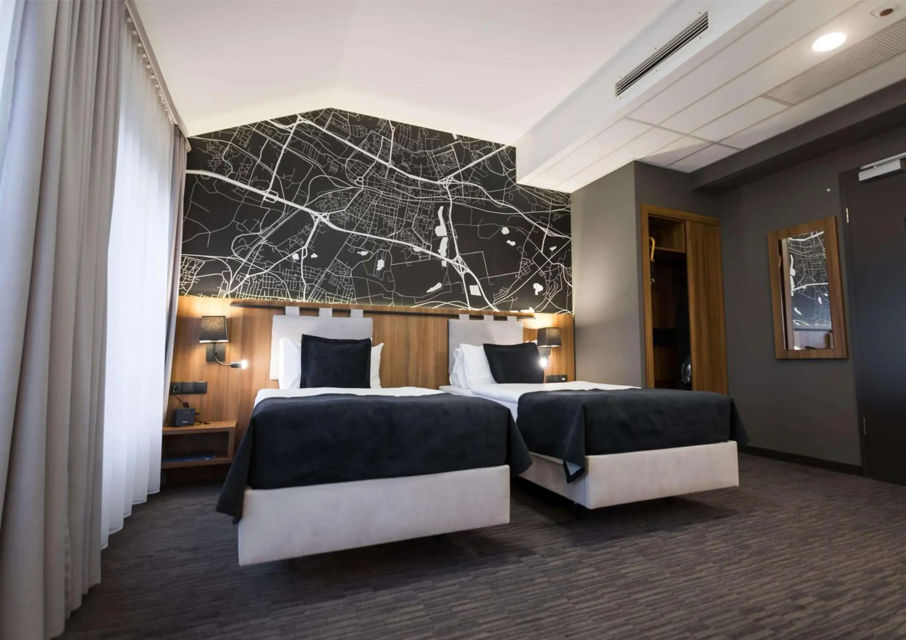 Superior Twin Room in Best Western Hotel Mariacki Katowice Superior Twin Room in Best Western Hotel Mariacki Katowice