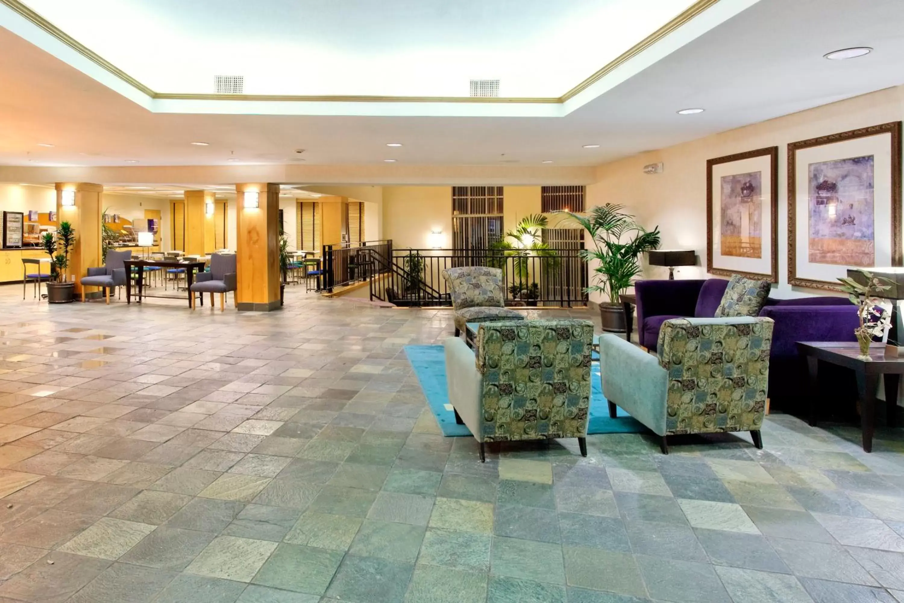Lobby or reception in Holiday Inn Express Hotel & Suites San Antonio - Rivercenter Area by IHG Lobby or reception in Holiday Inn Express Hotel & Suites San Antonio - Rivercenter Area by IHG