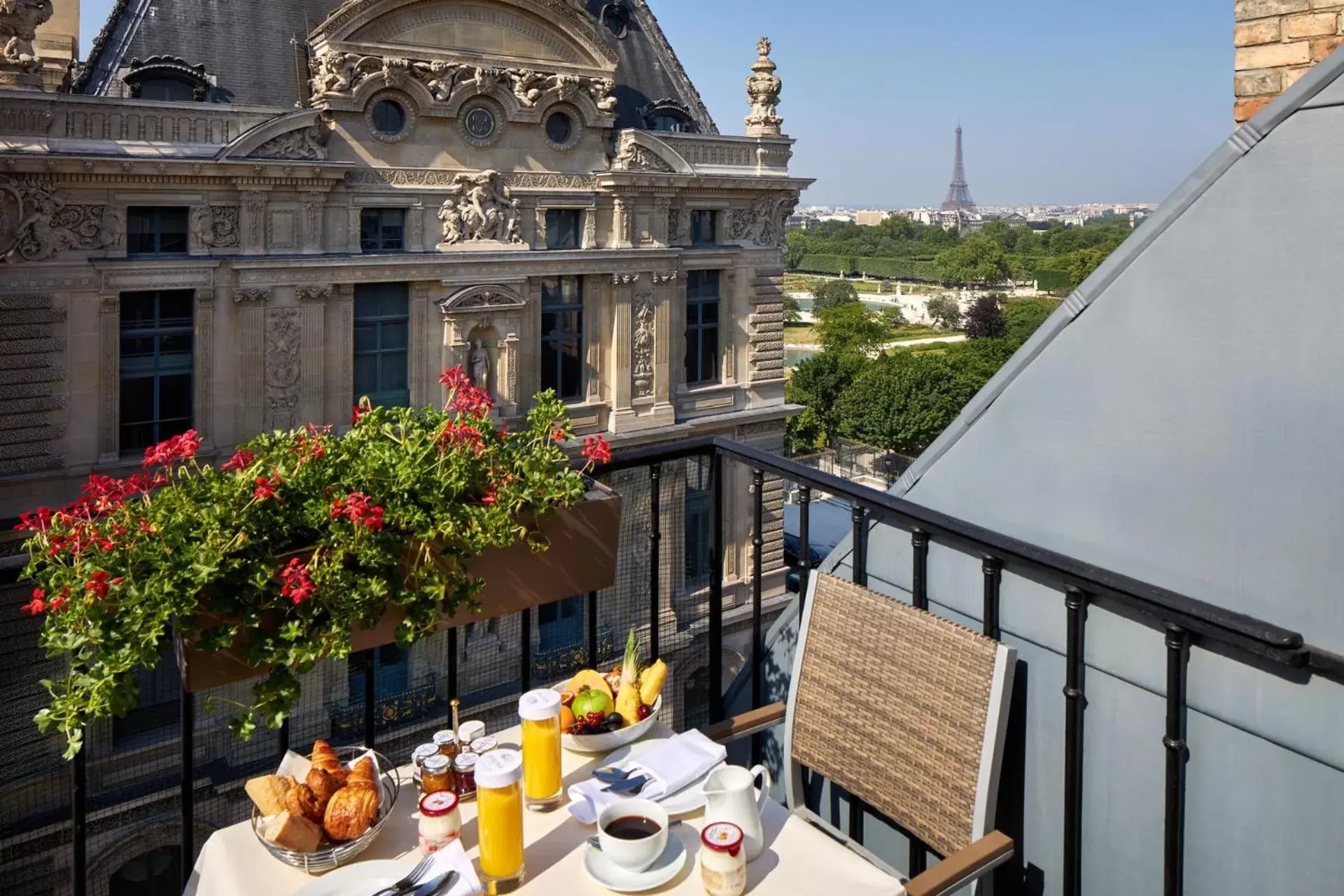 Balcony/Terrace in Hôtel Regina Louvre