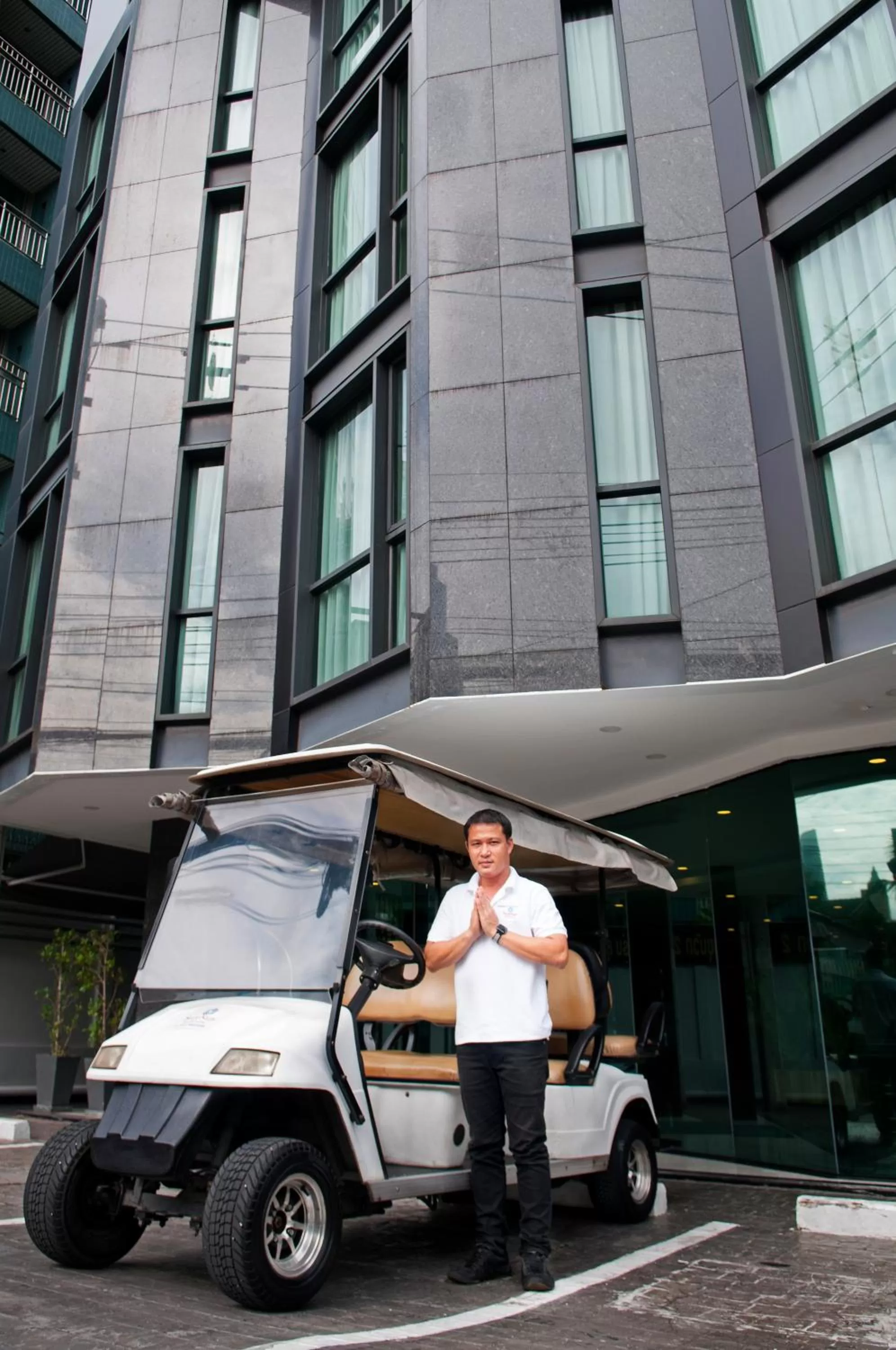 People in SureStay Plus by Best Western Sukhumvit 2