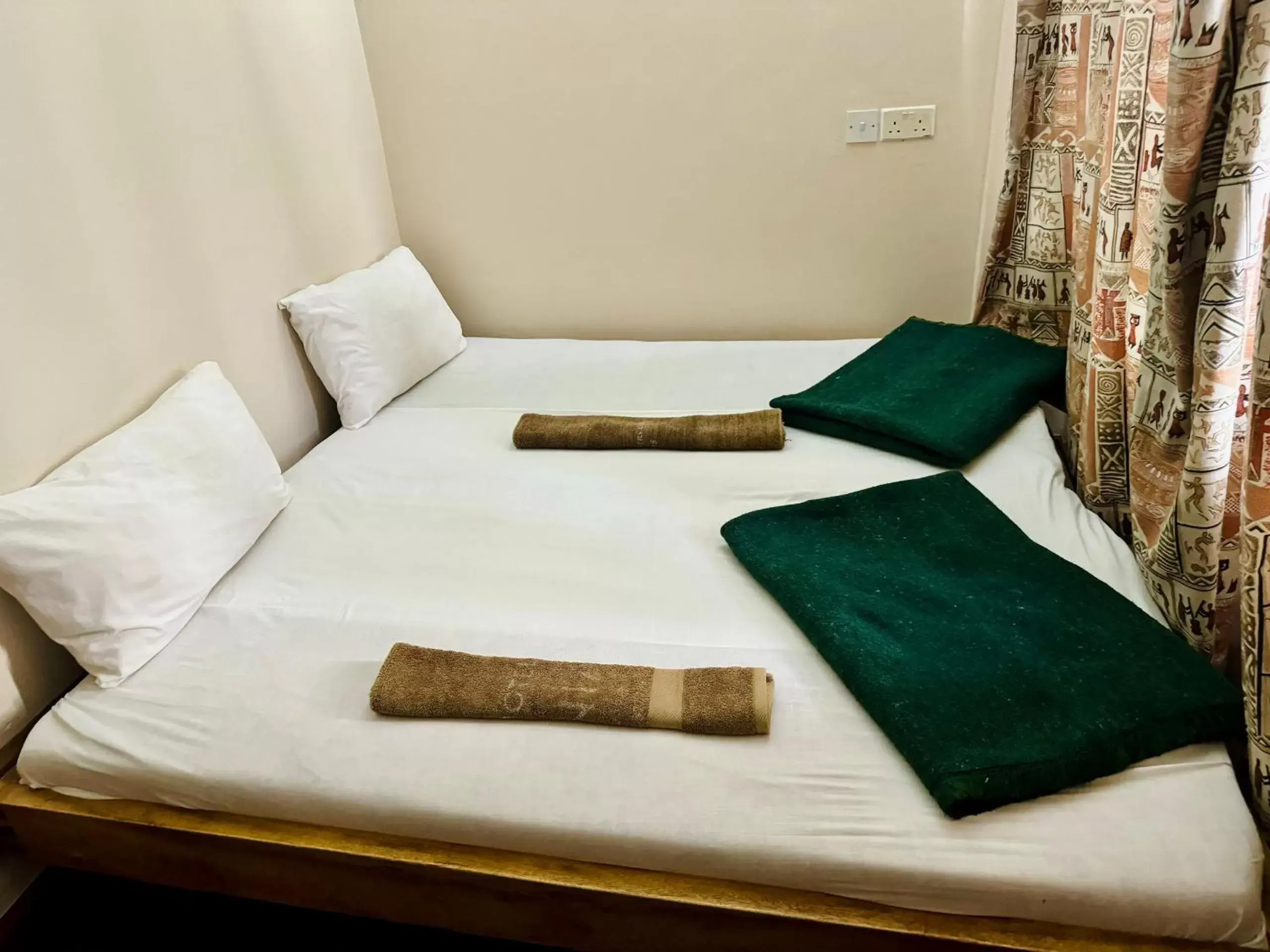 Bed in Arusha Backpackers Hotel